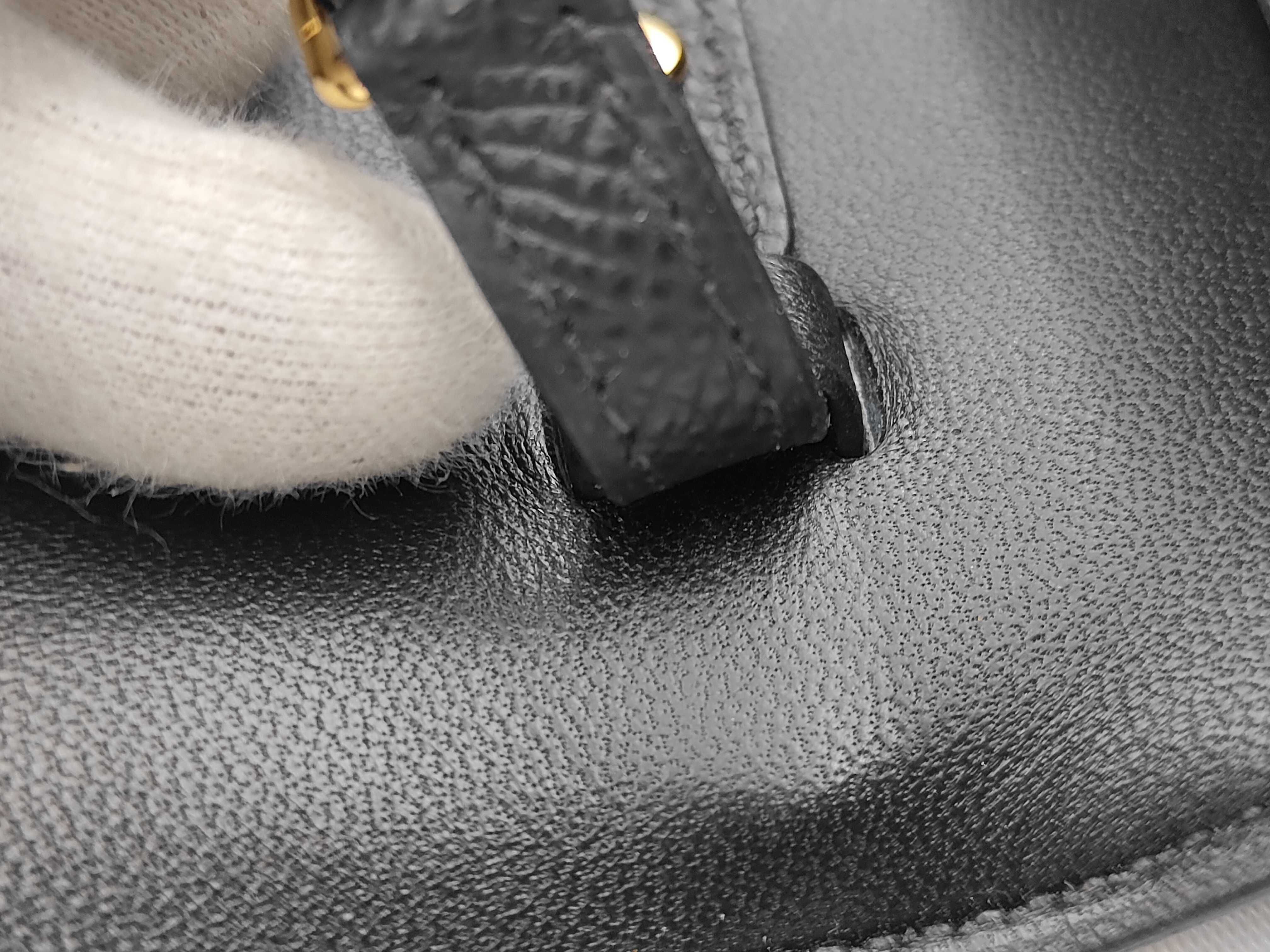 Constance To Go U-stamp shoulder bag — view 7