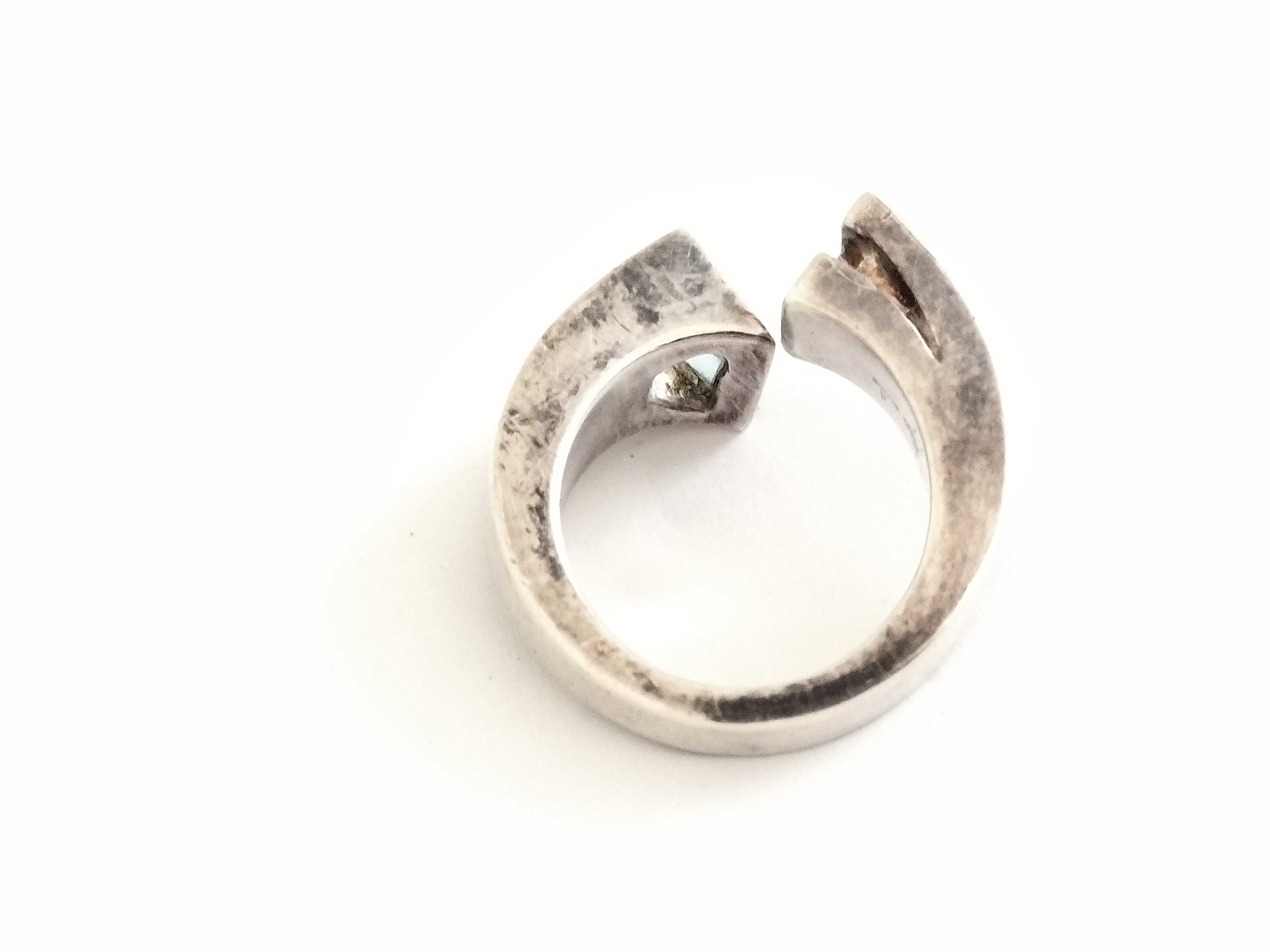 Silver 925 Twisted G Ring with Blue Topaz Ring — view 6