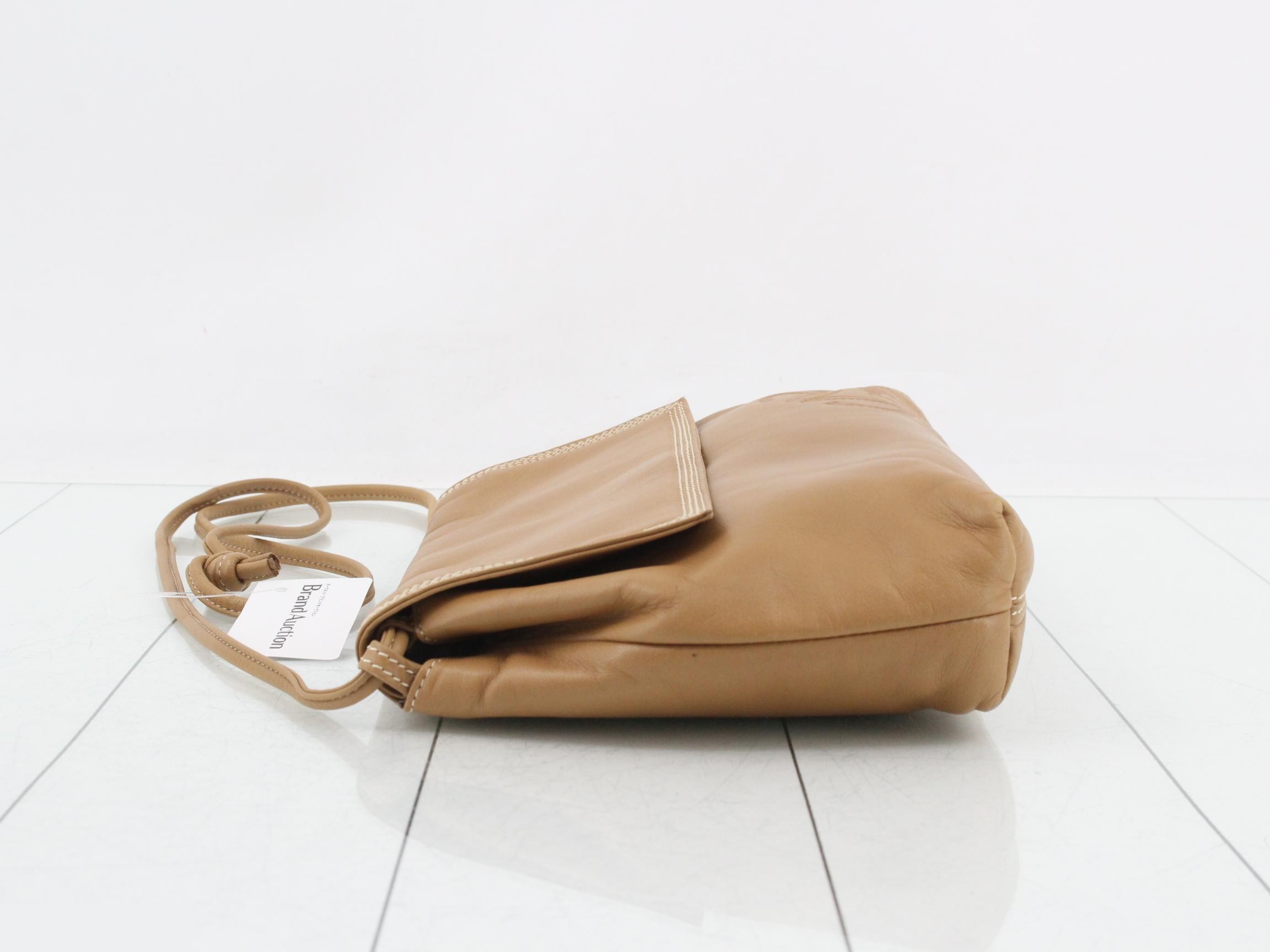 Anagram shoulder bag, leather, brown — view 4