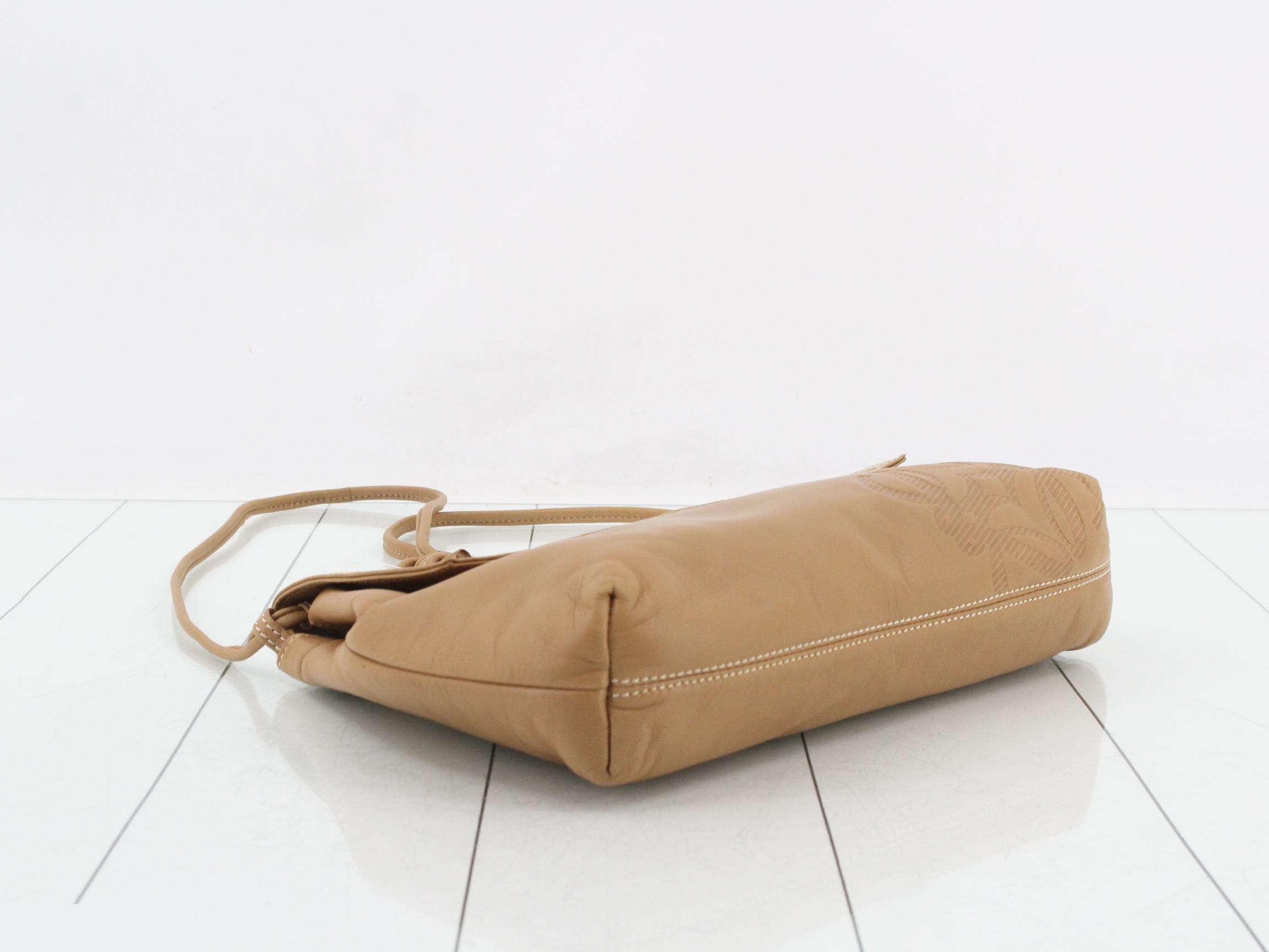 Anagram shoulder bag, leather, brown — view 5