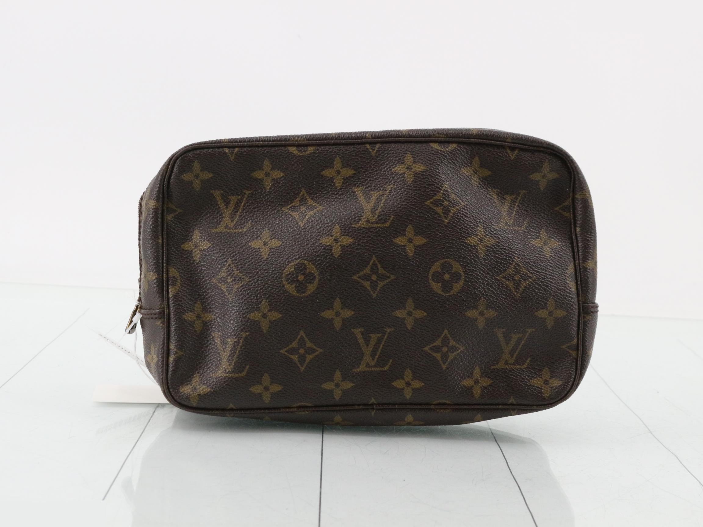 Monogram True Toilet 23