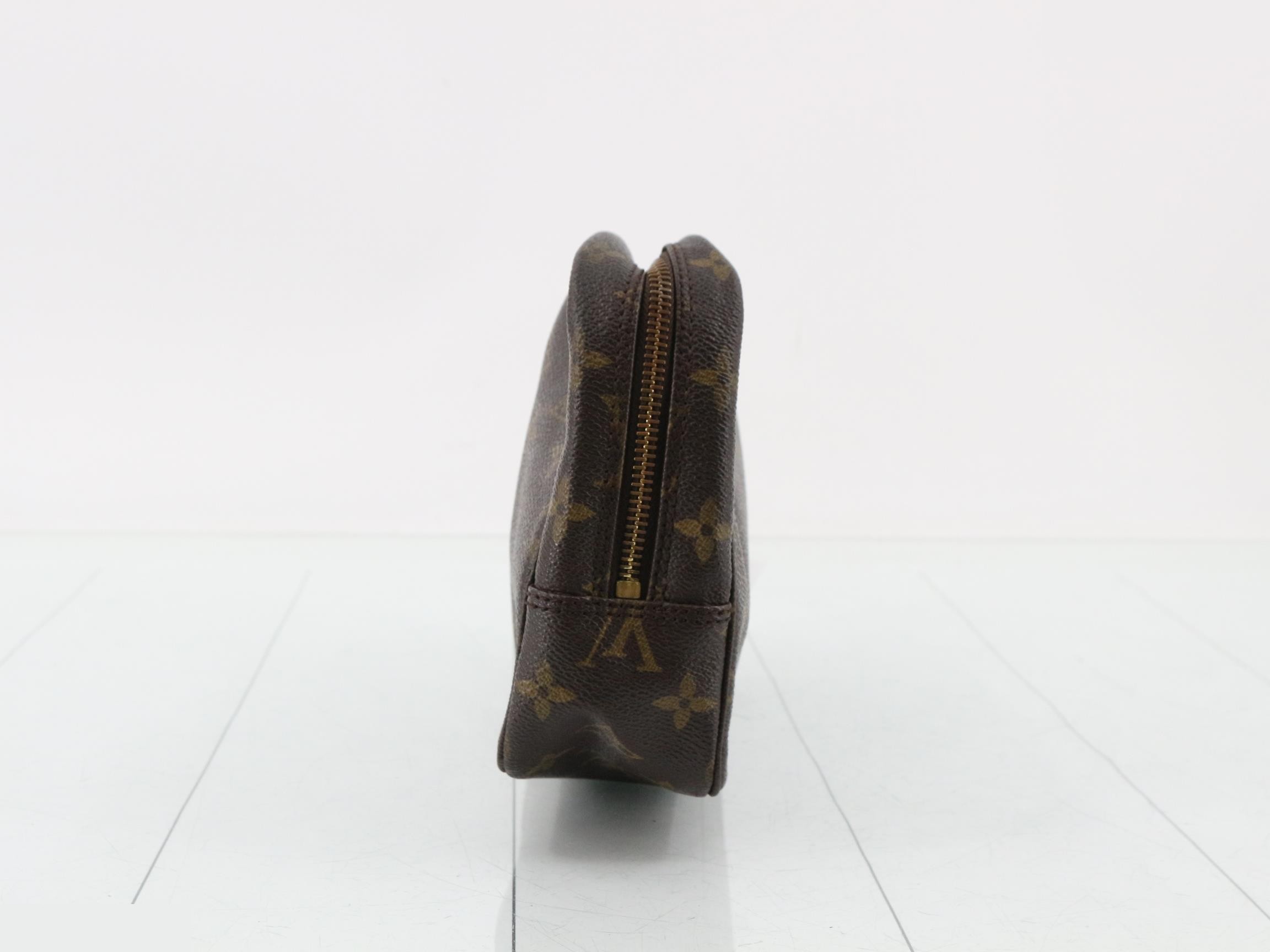 Monogram True Toilet 23 — view 3