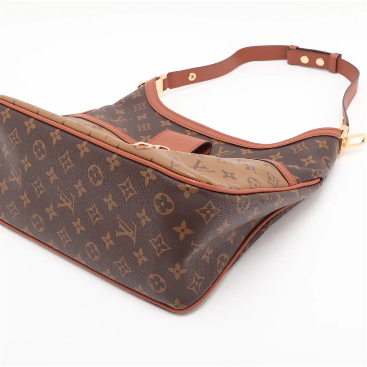 Monogram Reverse Hobo Tauphine MM M45195 DU2270 Brown (RFID detected) — view 3