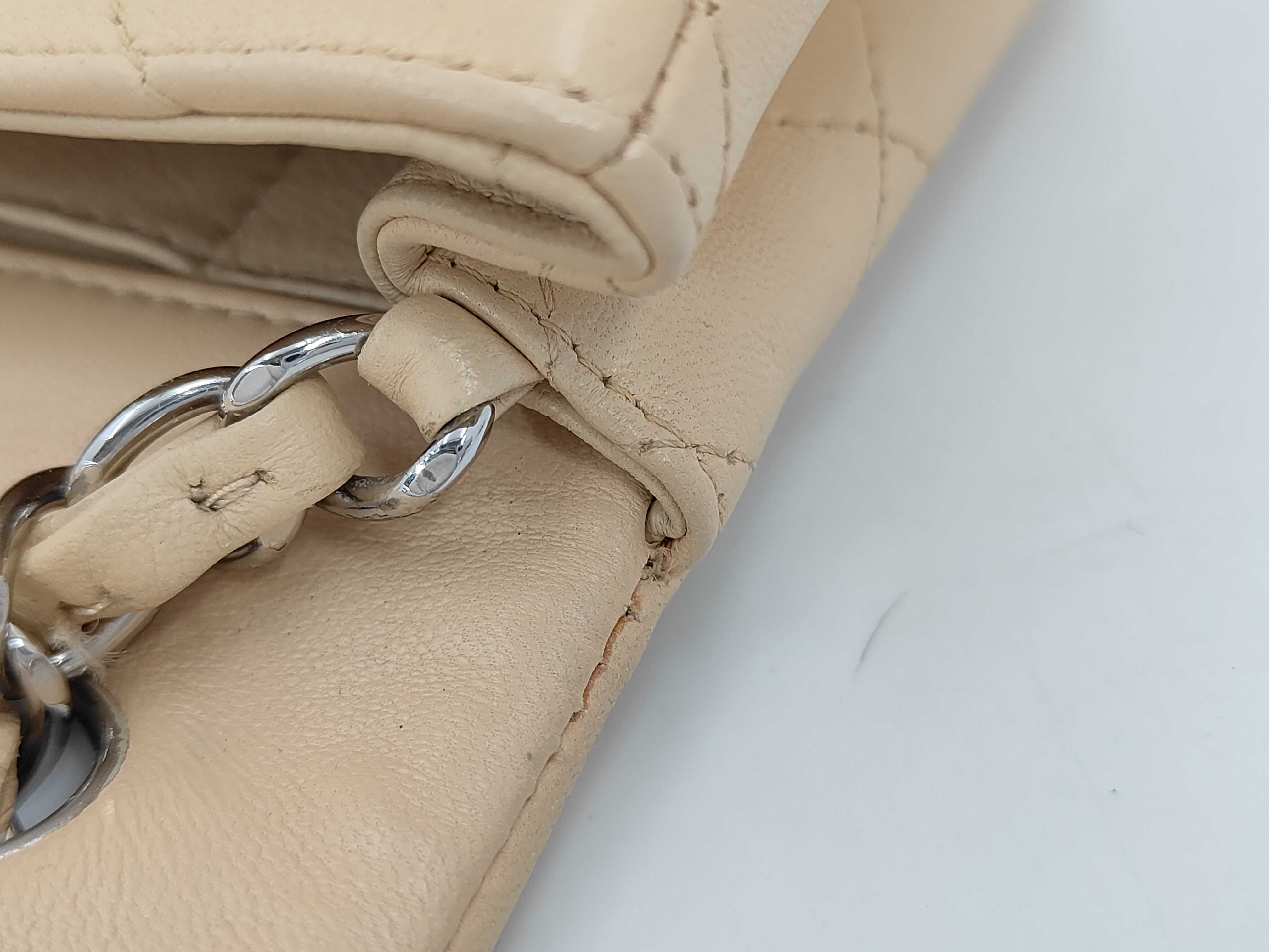 Matelassé Beige Chain Shoulder Bag — view 8