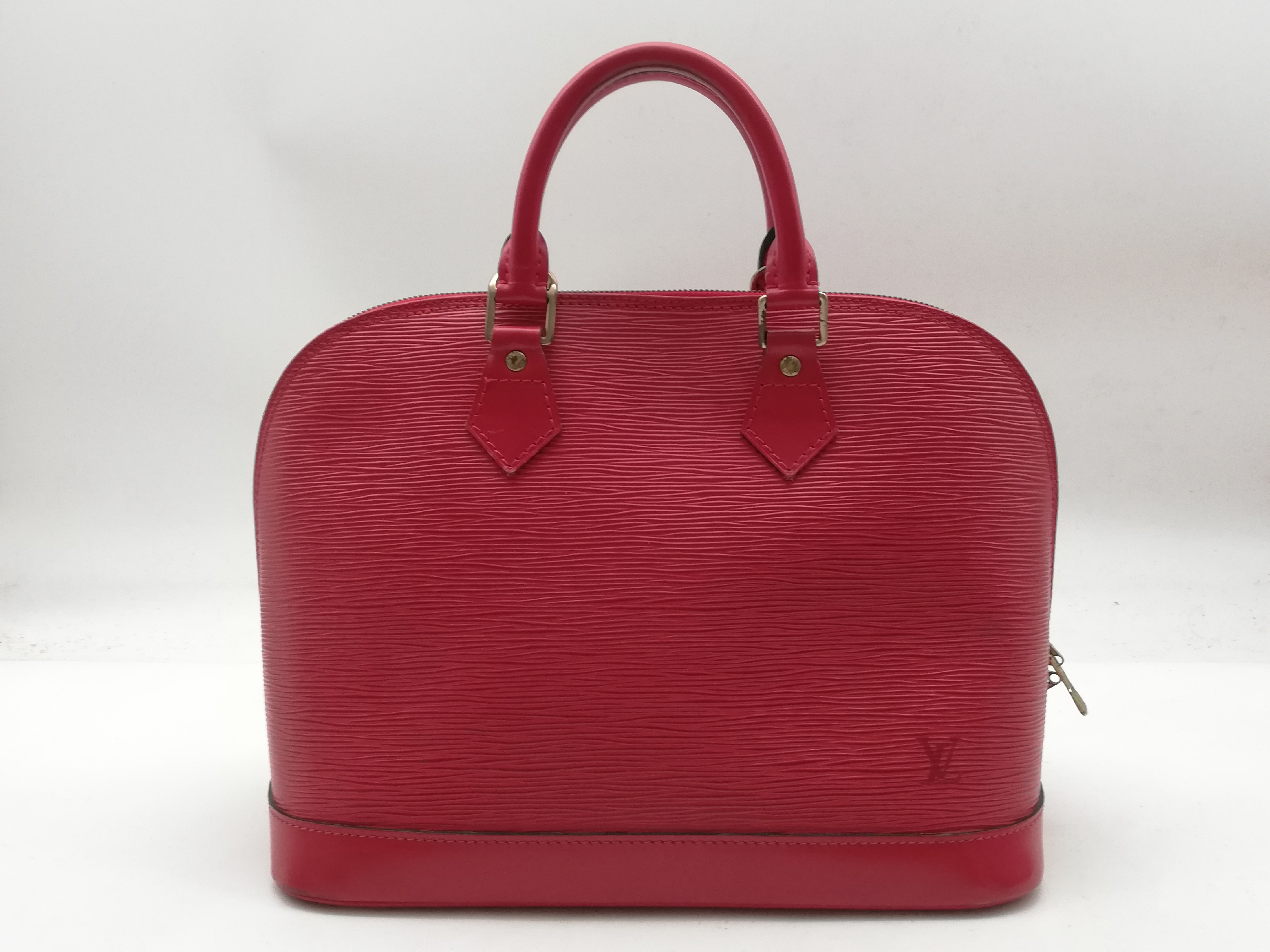 Epi Alma M52147 Handbag — view 2