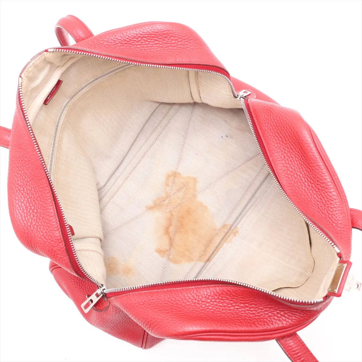 Victoria 35, Taurillon Clemence leather, Rouge Garance, silver hardware. P: 2012. Clochette strap torn. — view 7