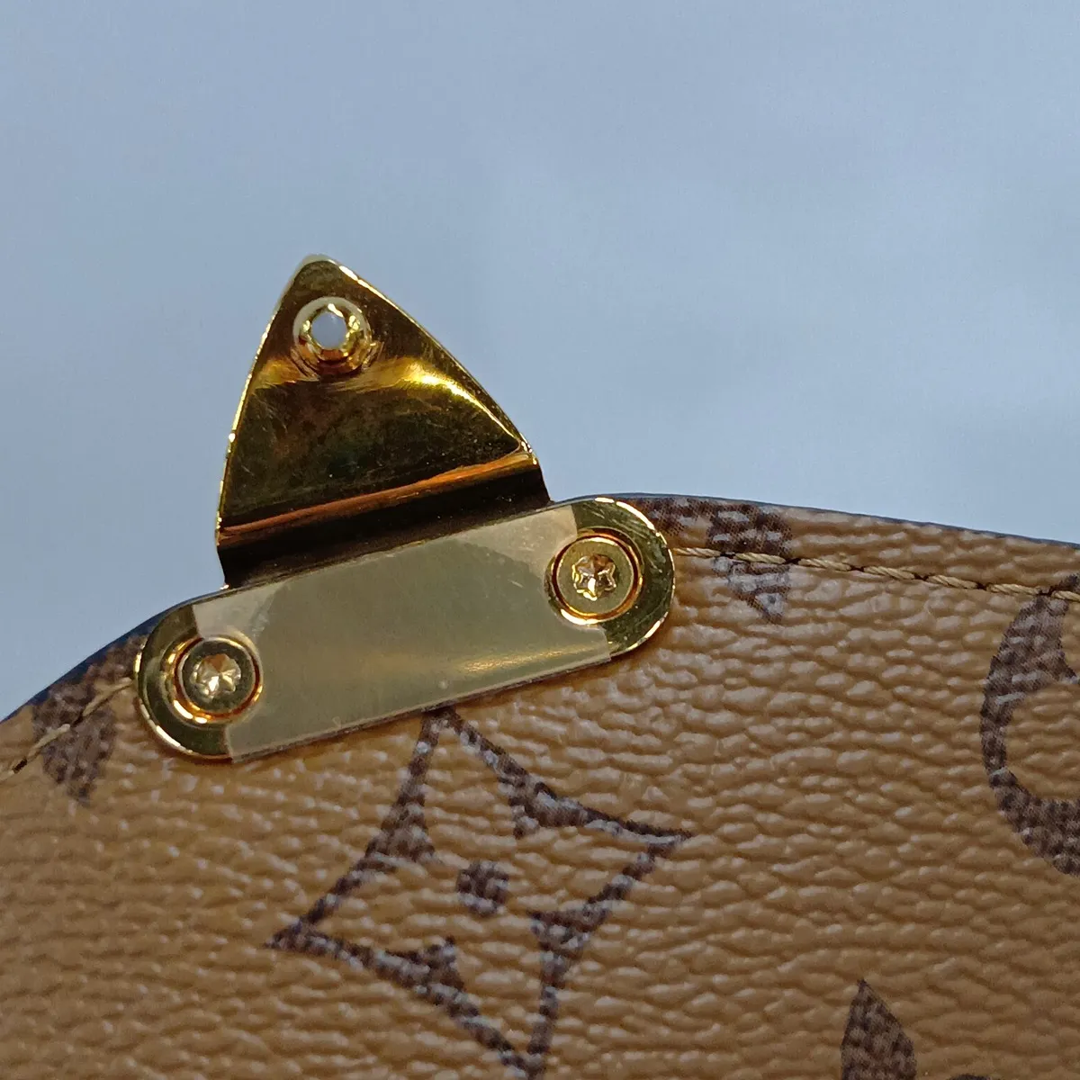 Monogram Reverse Pochette Métis MM M44876 PL0281 Brown — view 15