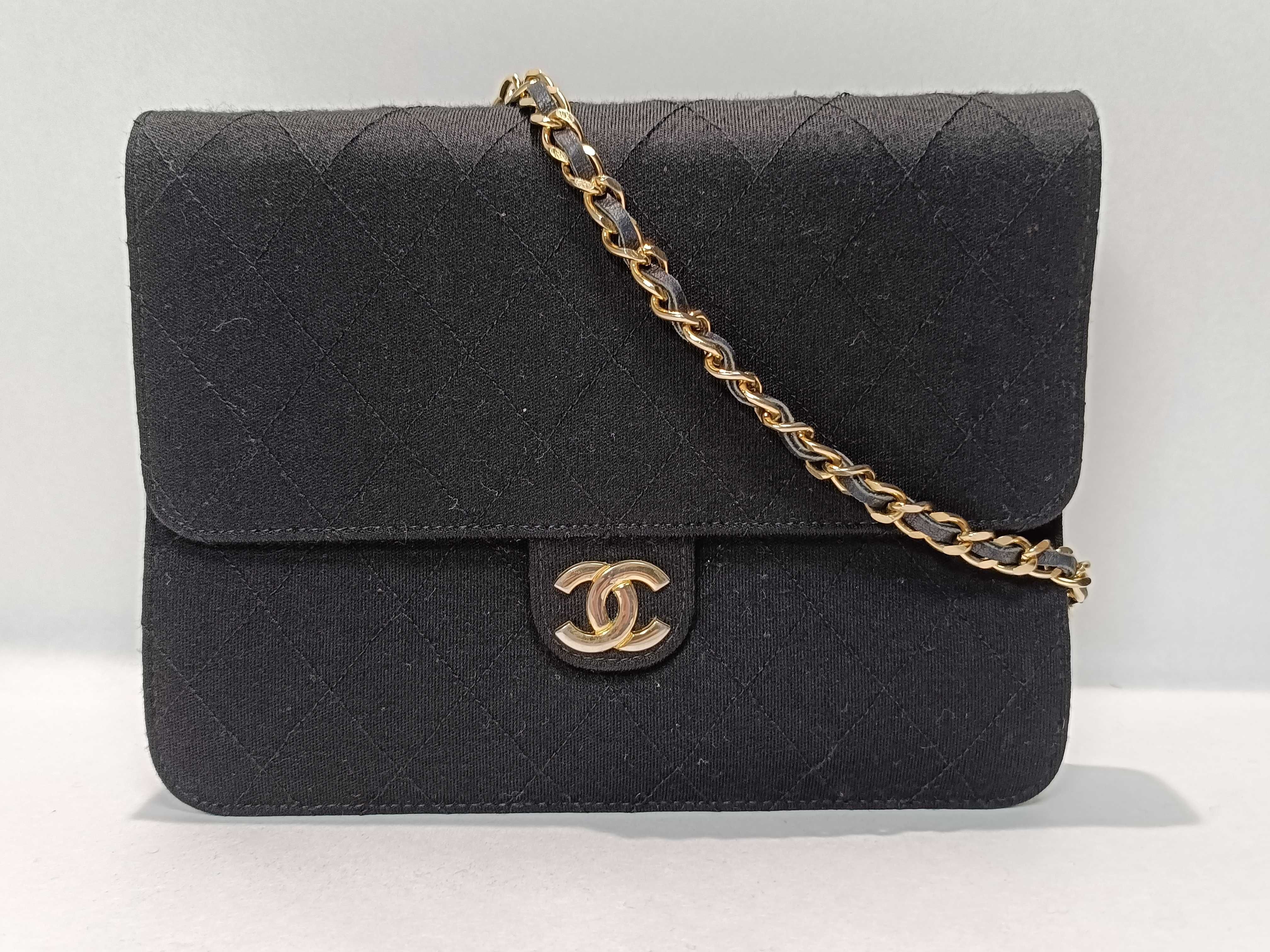 Cotton Matelassé Chain Shoulder Bag