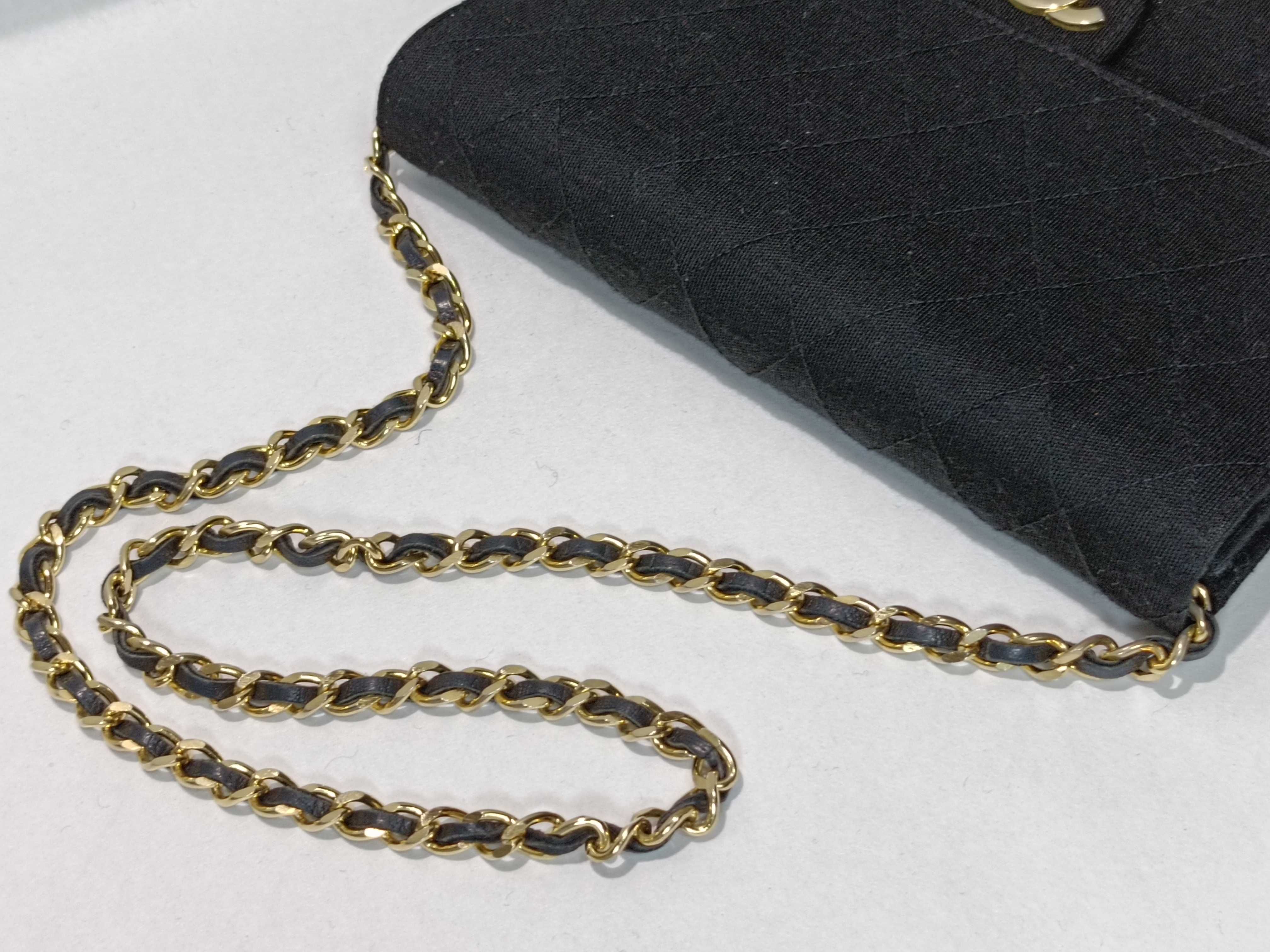 Cotton Matelassé Chain Shoulder Bag — view 3