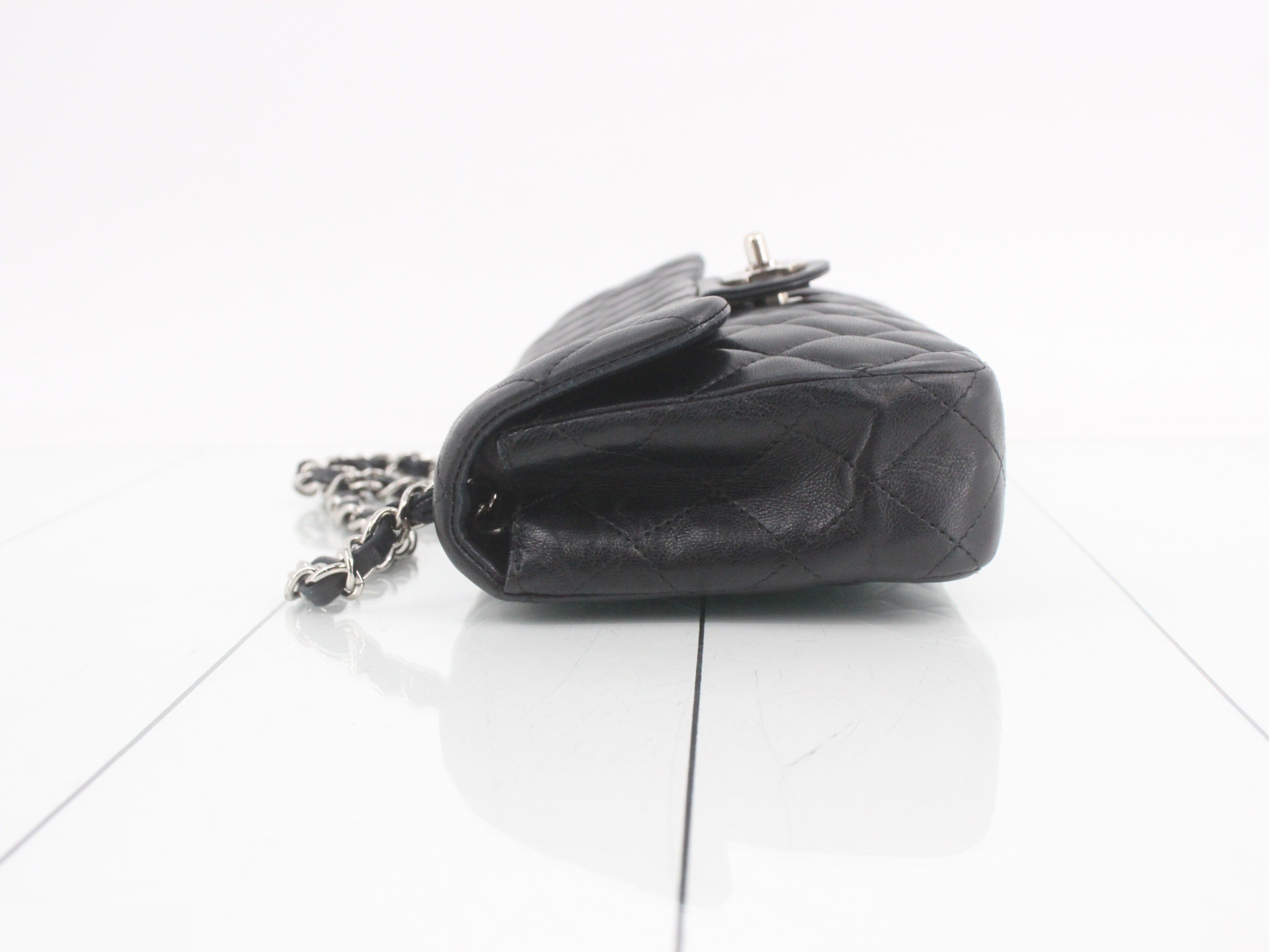 Matelassé Lambskin Chain Shoulder Bag, Black — view 4