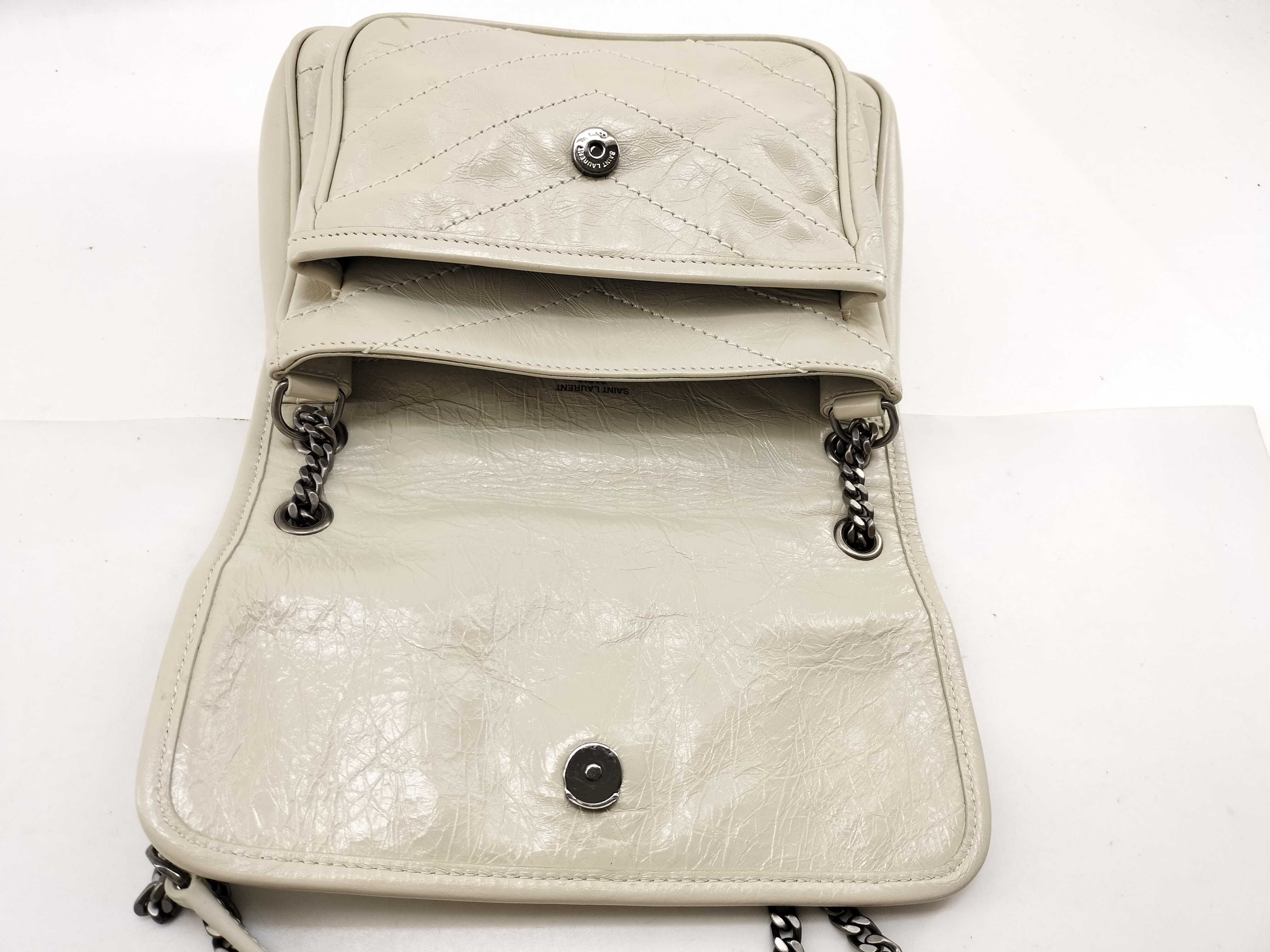 Niki Baby Chain Shoulder Bag 633160 Shoulder Bag — view 9