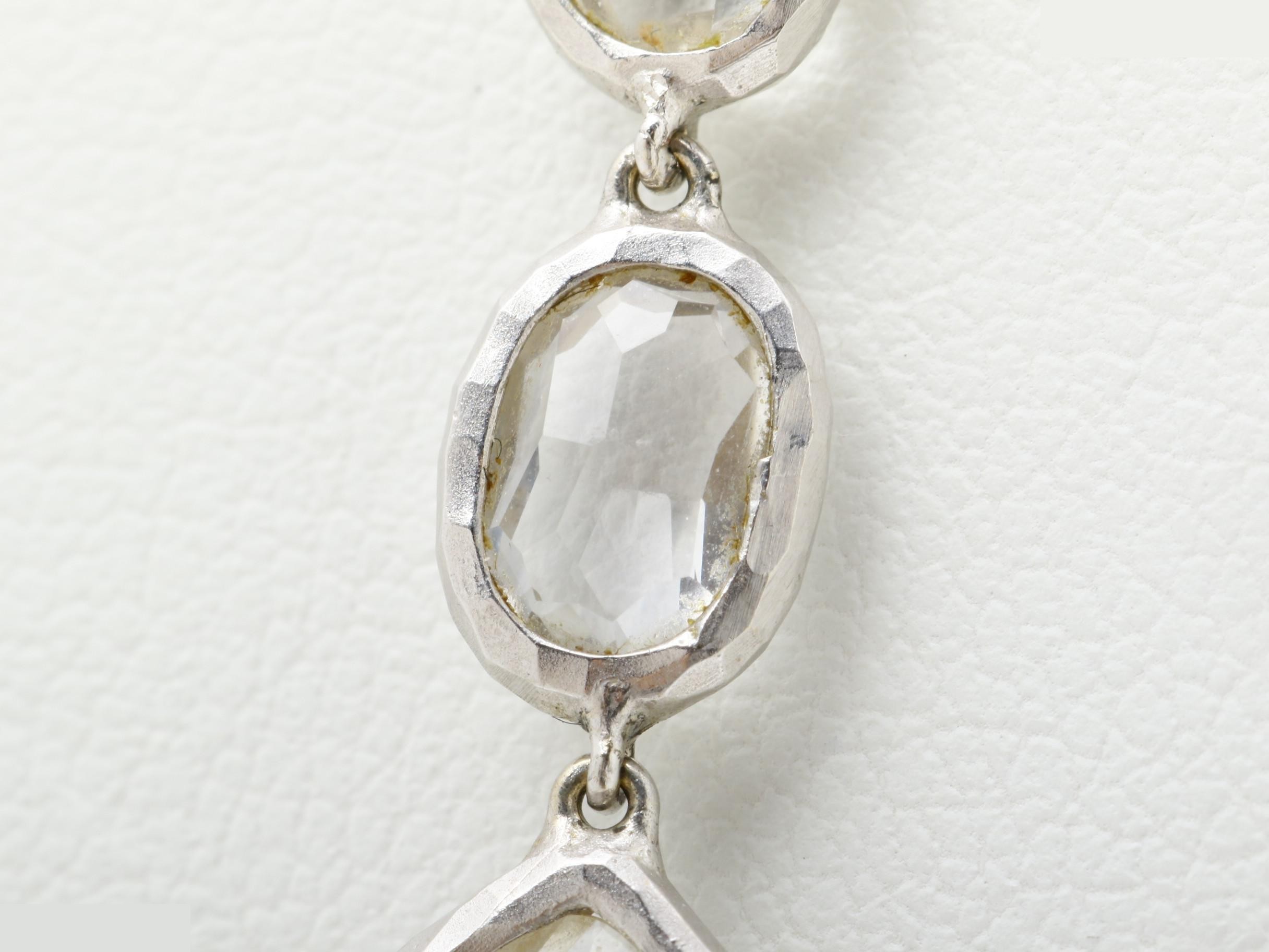 Quartz, 750WG, approximately 8.7g, neck circumference approximately 42cm — view 3