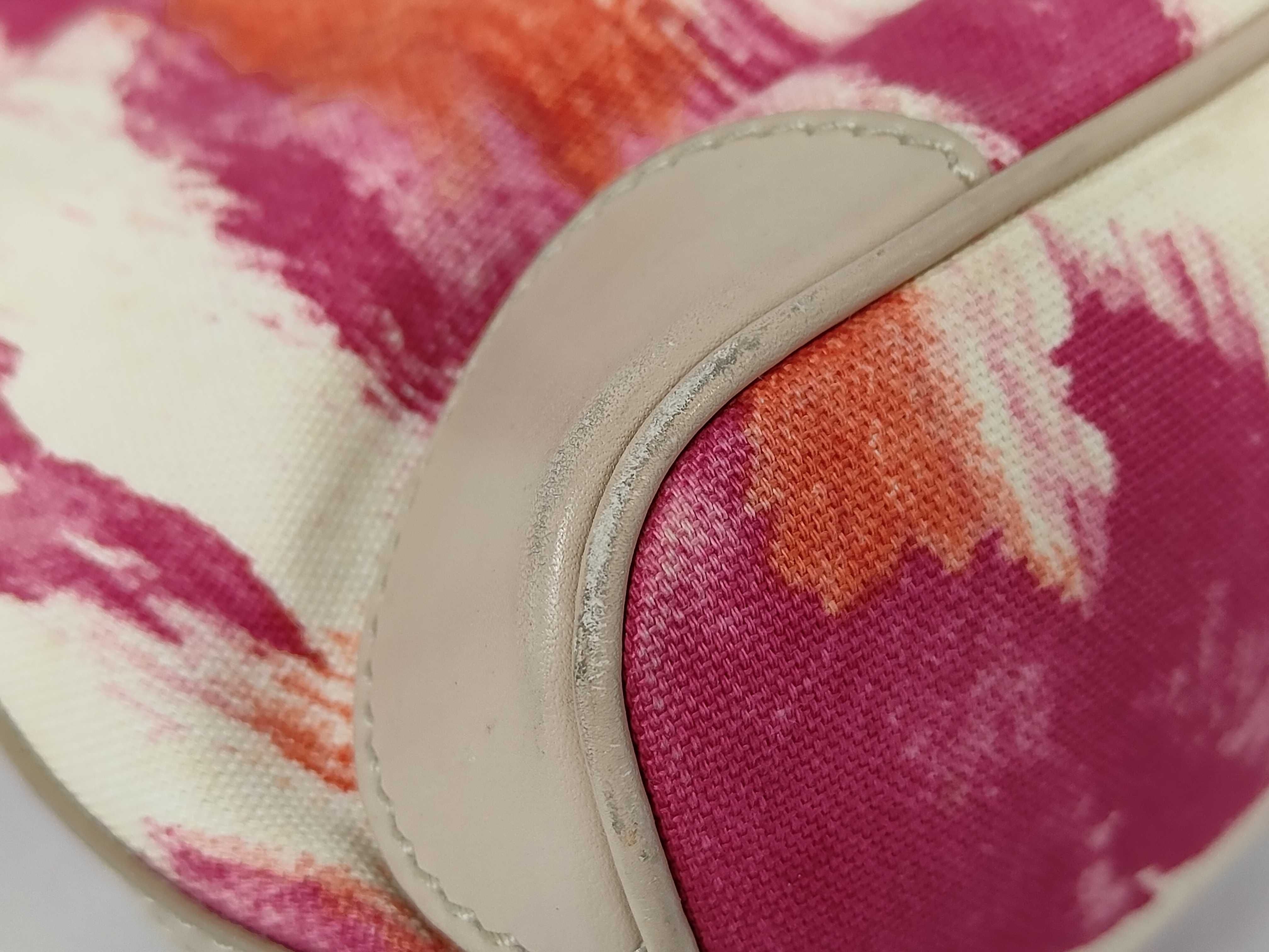 handbag — view 3