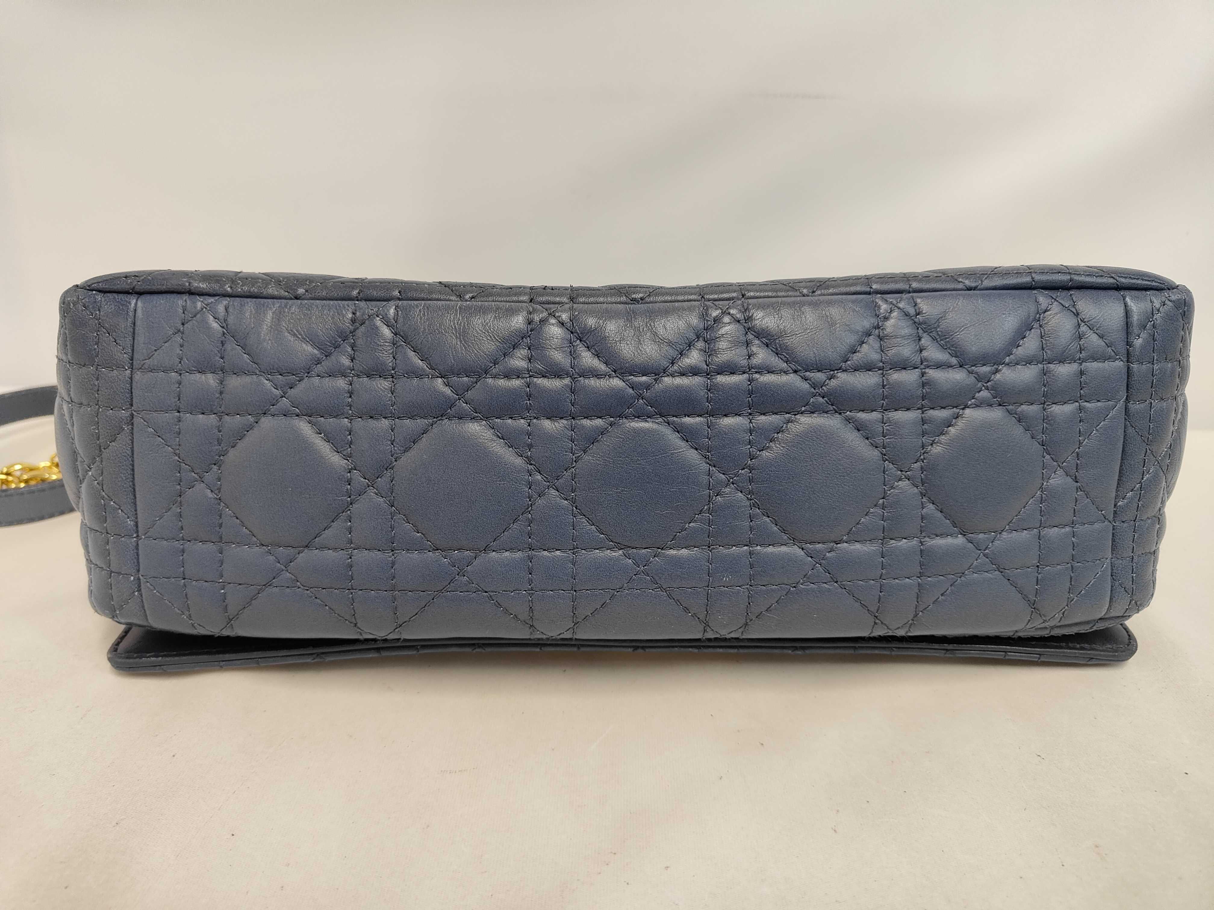 Caro 25 Cannage Gold Hardware Chain Shoulder Bag Blue Shoulder Bag — view 4