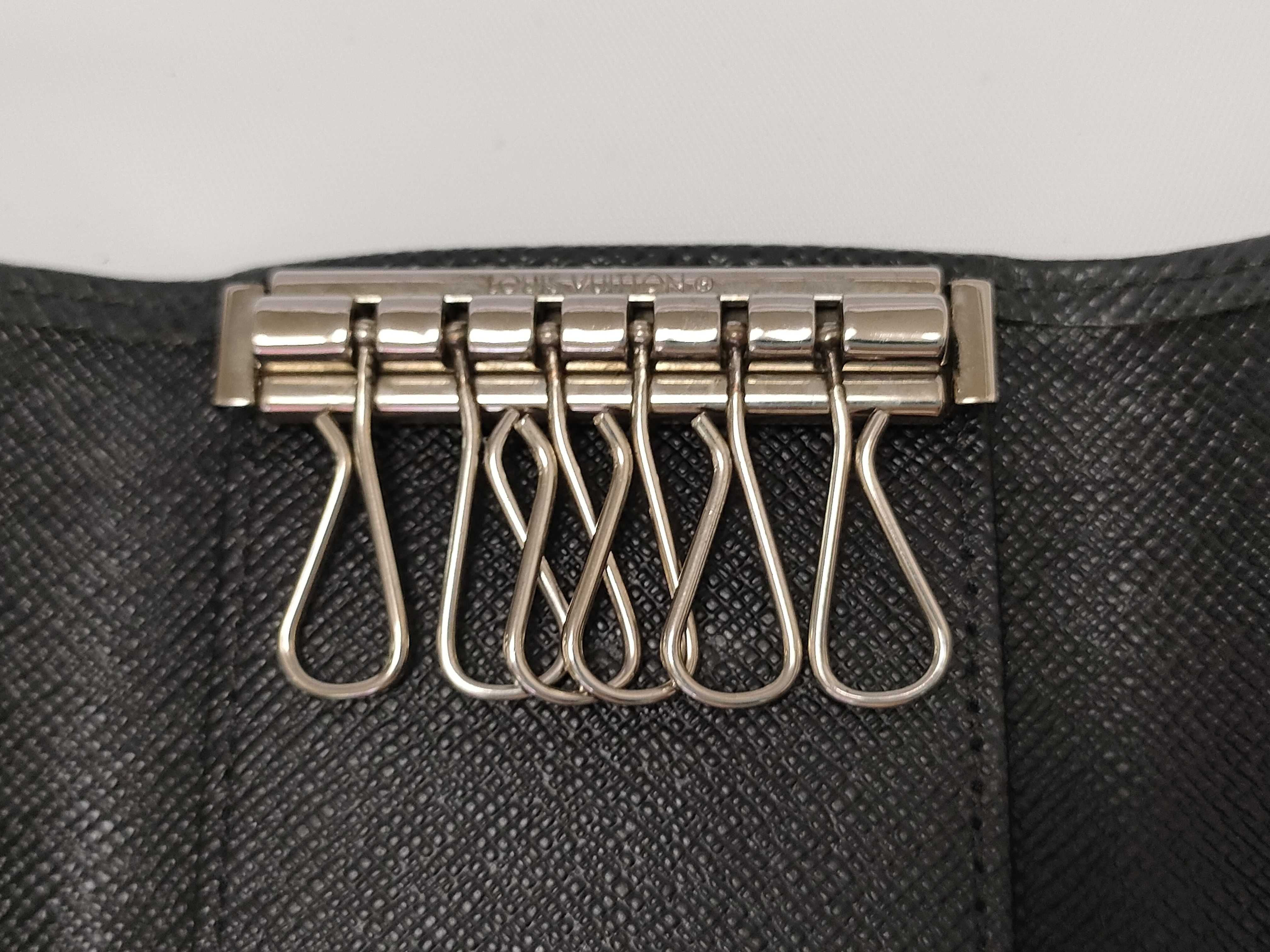 Taiga Multicles 6 M30500 Key Case — view 7