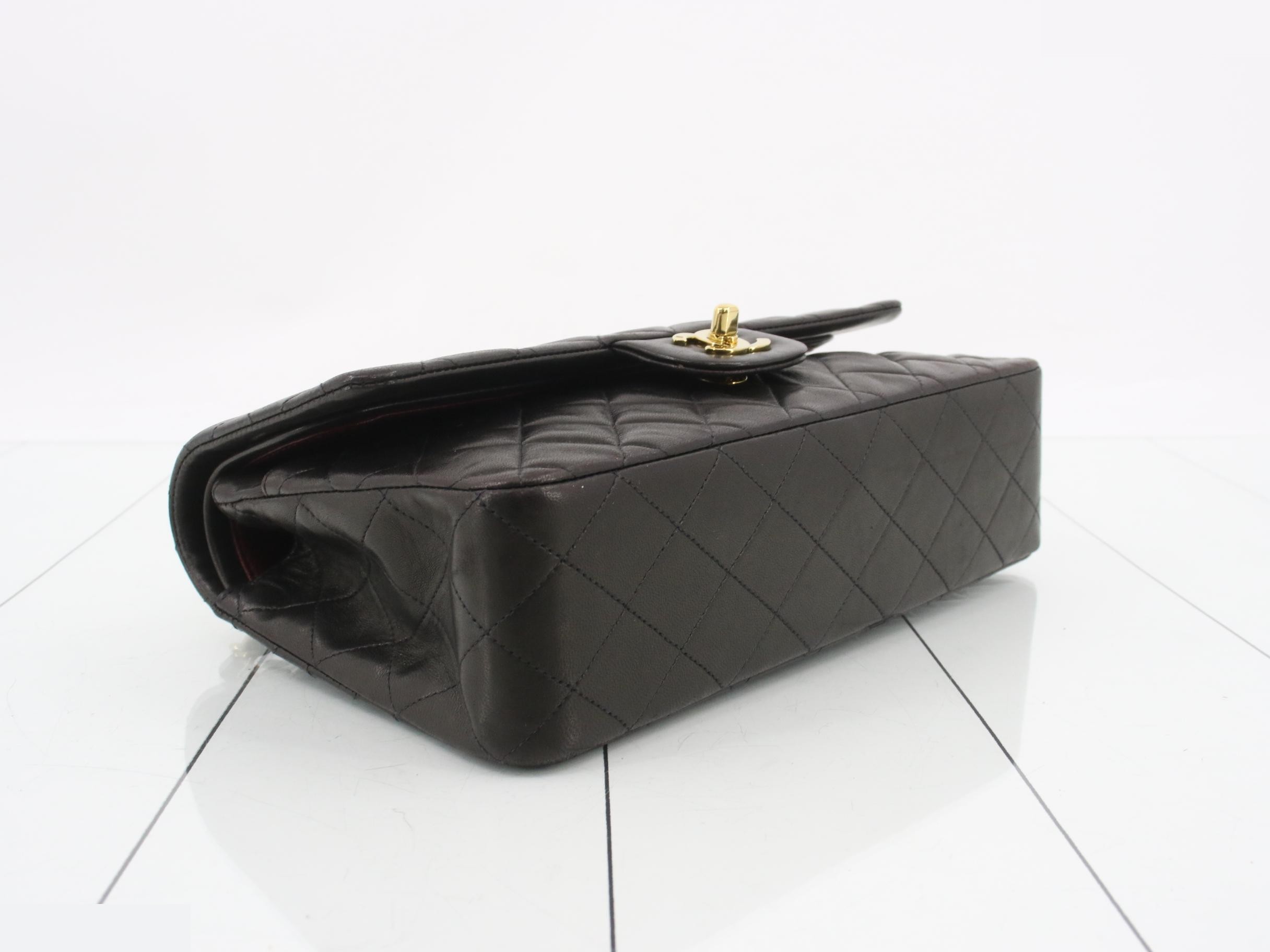 Matelassé 25 Double Chain Shoulder Bag, Double Flap, Lambskin, Black, Series 2, W25 — view 5