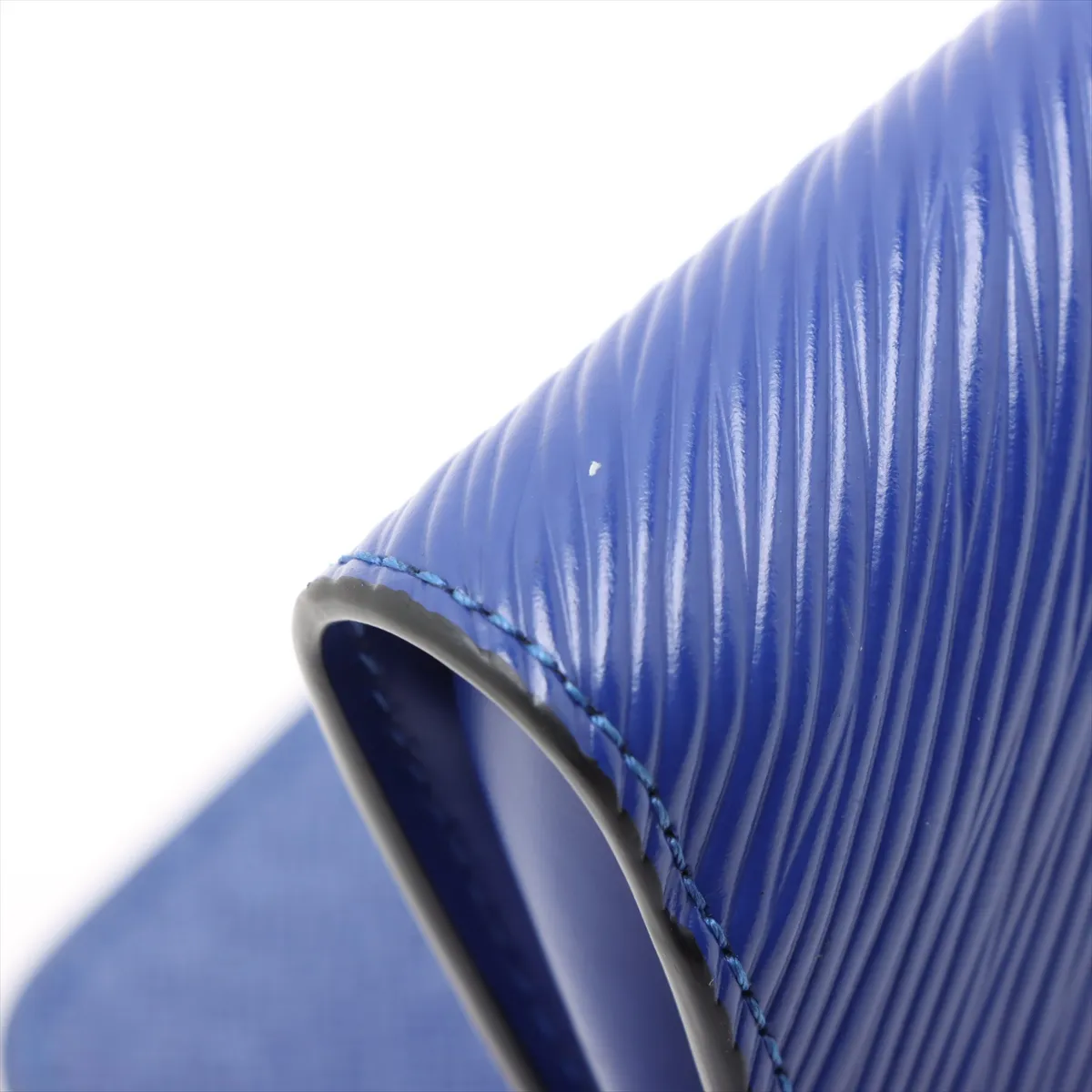 Epi Portefeuille Twist Chain M62215 Blue — view 10