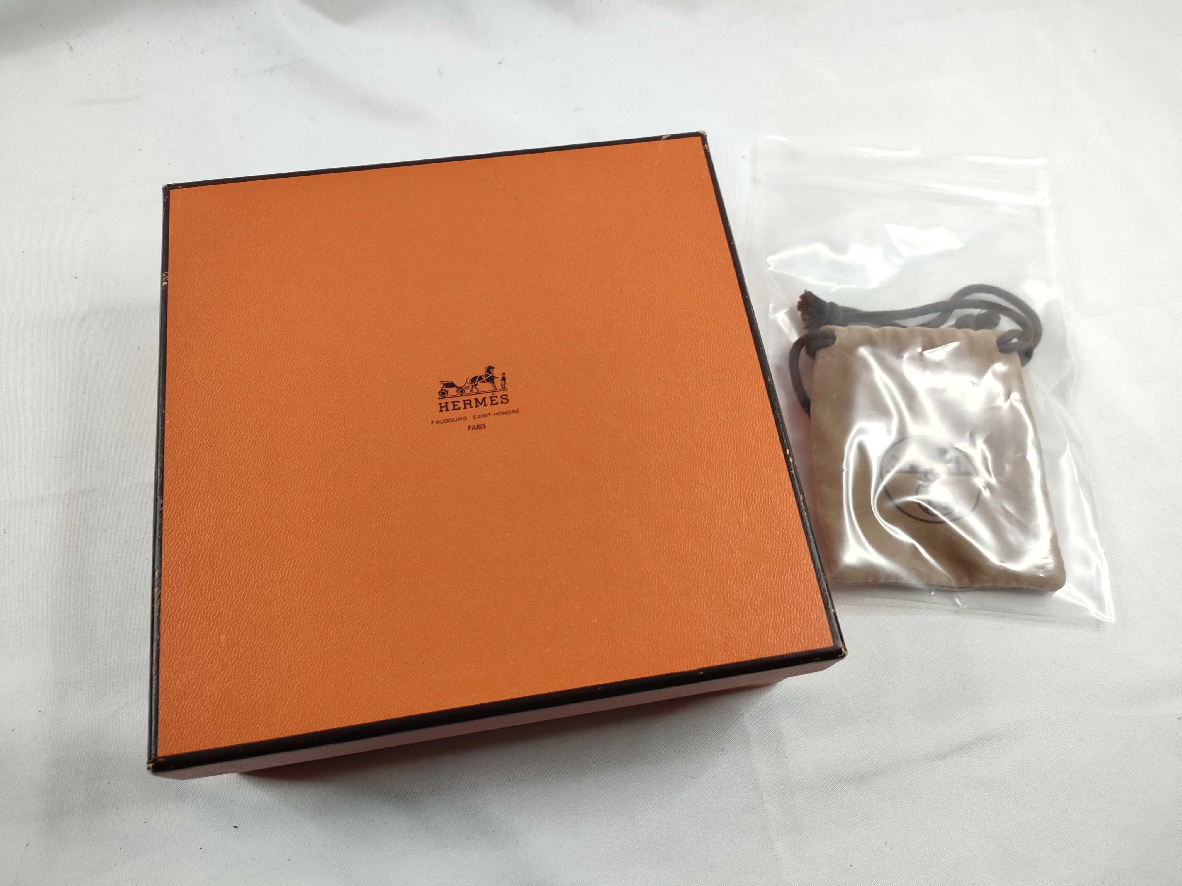 belt, horse buckle, black, with box. — view 9