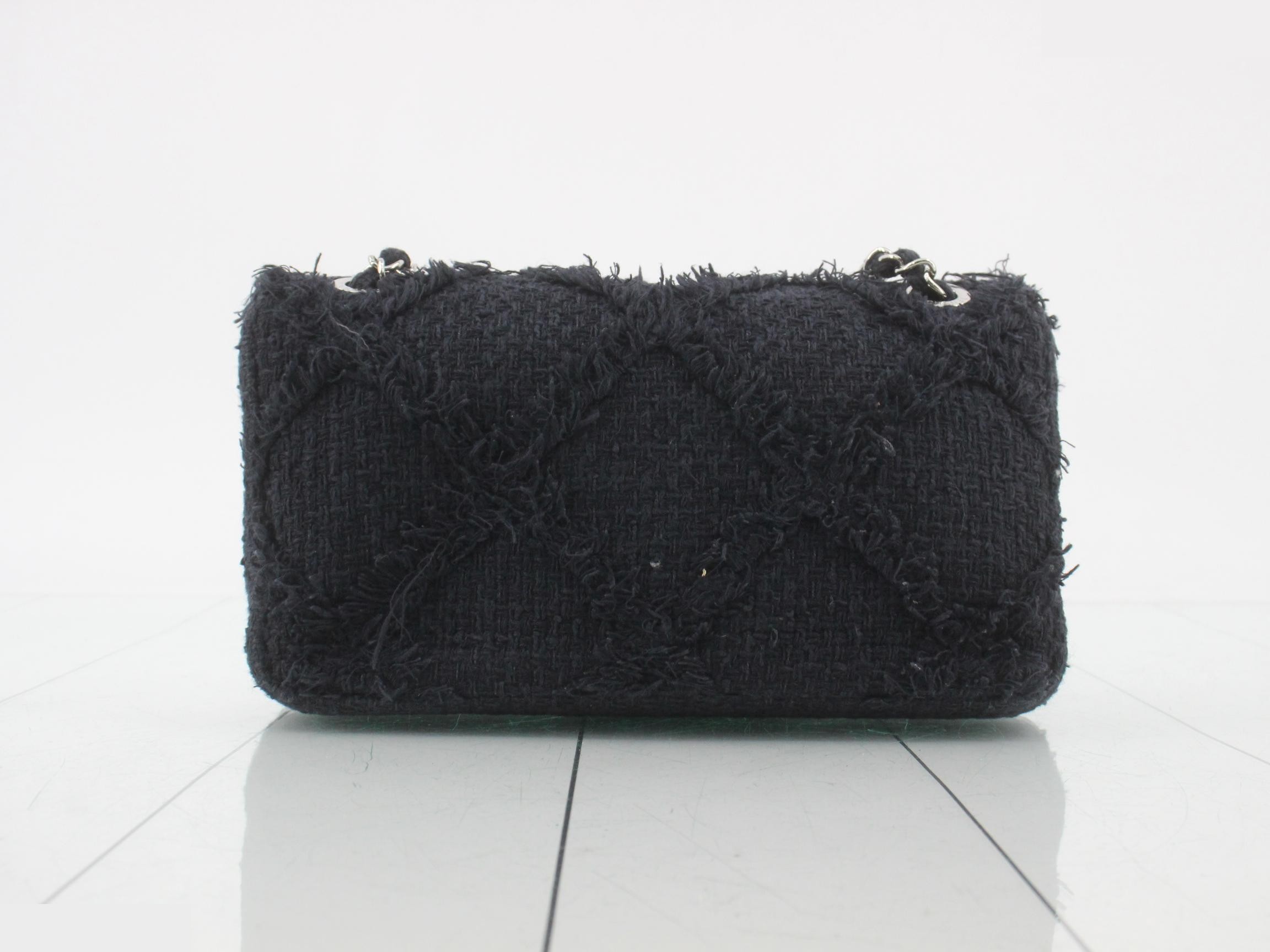 Tweed woven matelassé shoulder bag — view 2