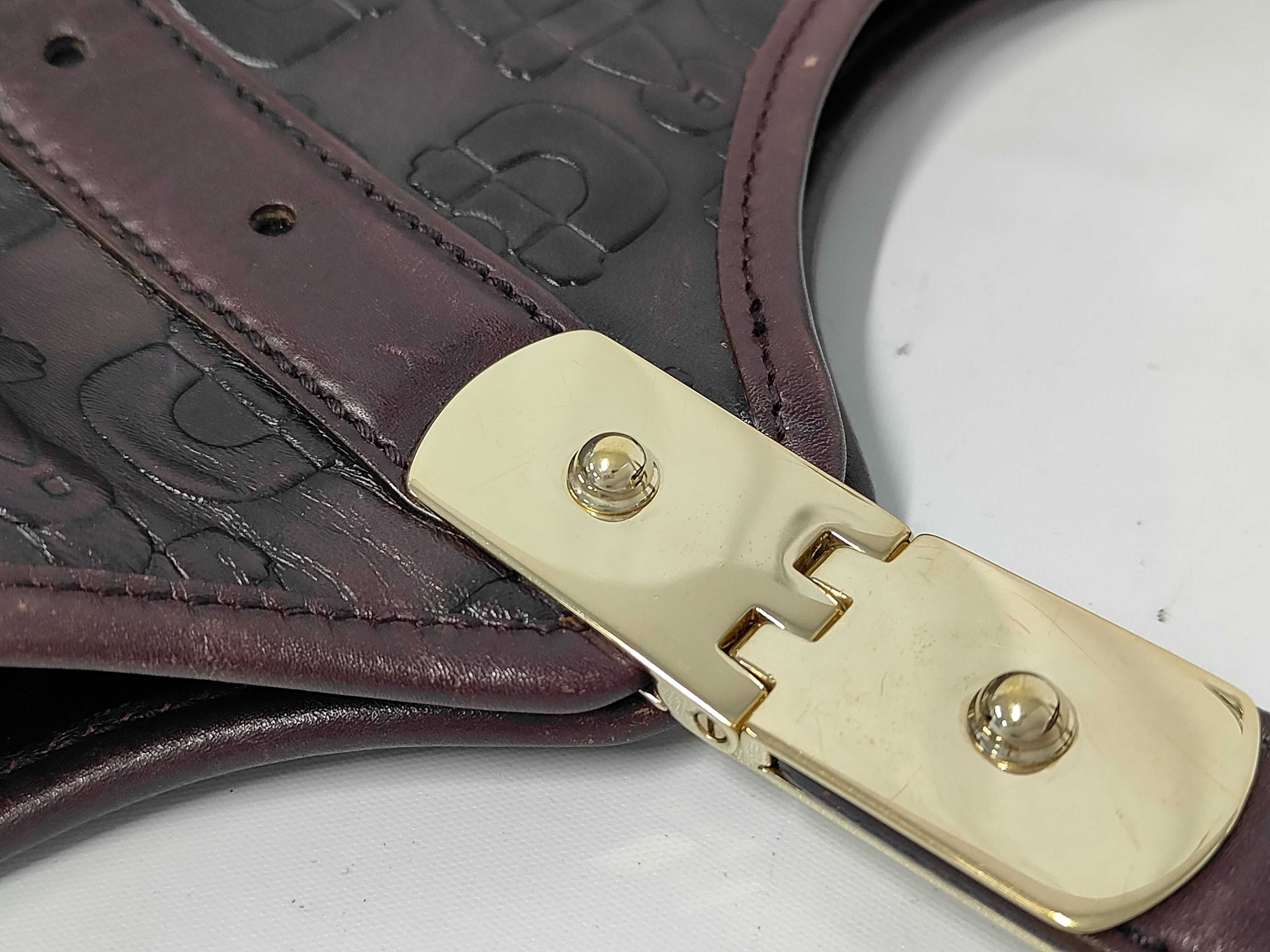 Horsebit Embossed Leather Handbag — view 5