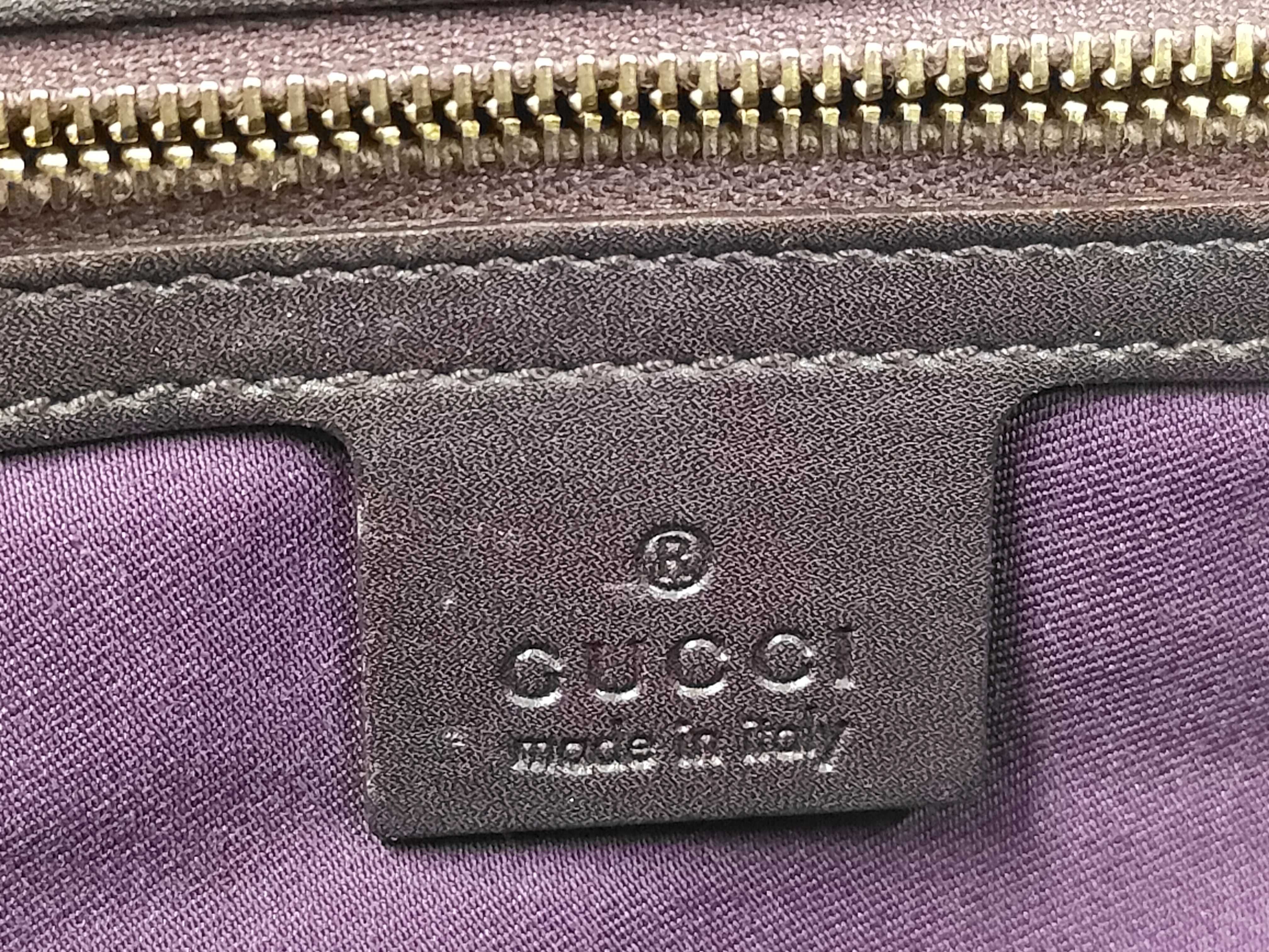 Horsebit Embossed Leather Handbag — view 9