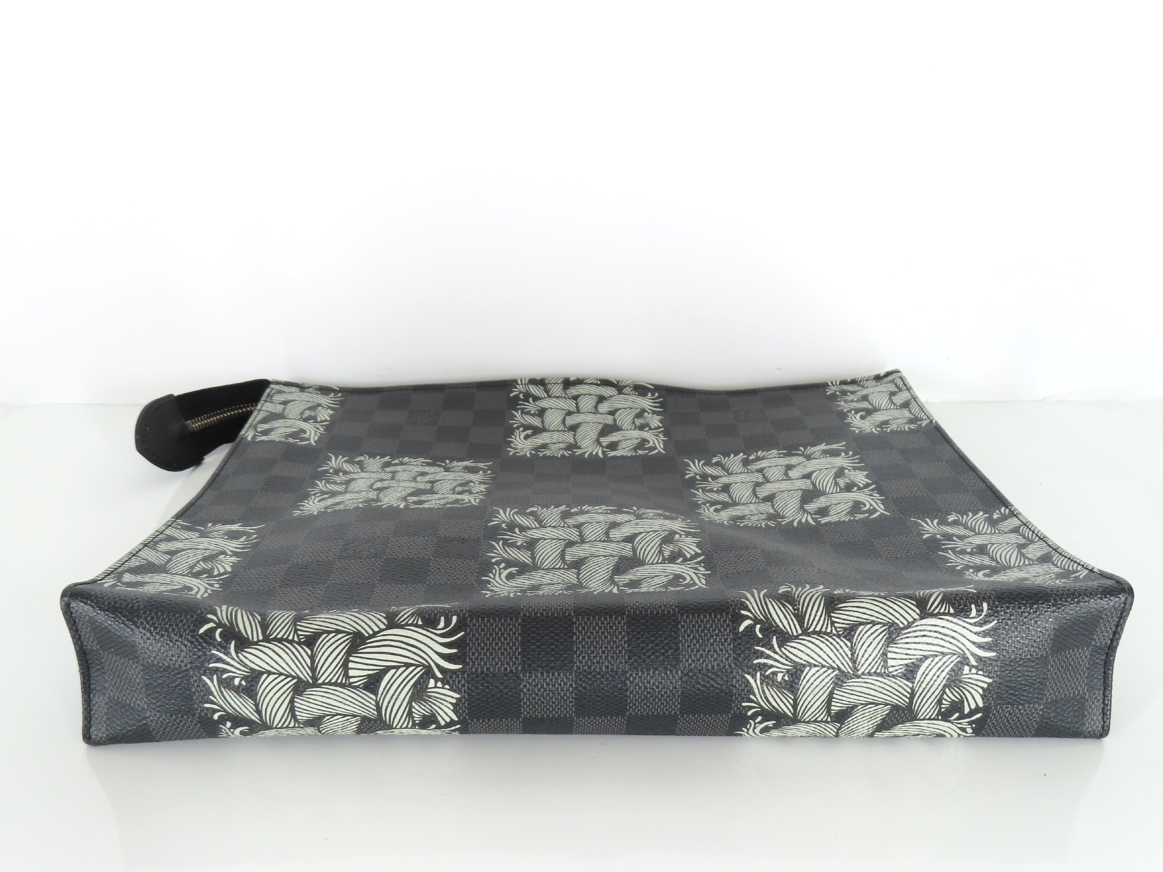 Damier Graphite x Christopher Nemeth Damier Graphite Pochette Voyage N61234 DU3105 Black x White Clutch Bag — view 4