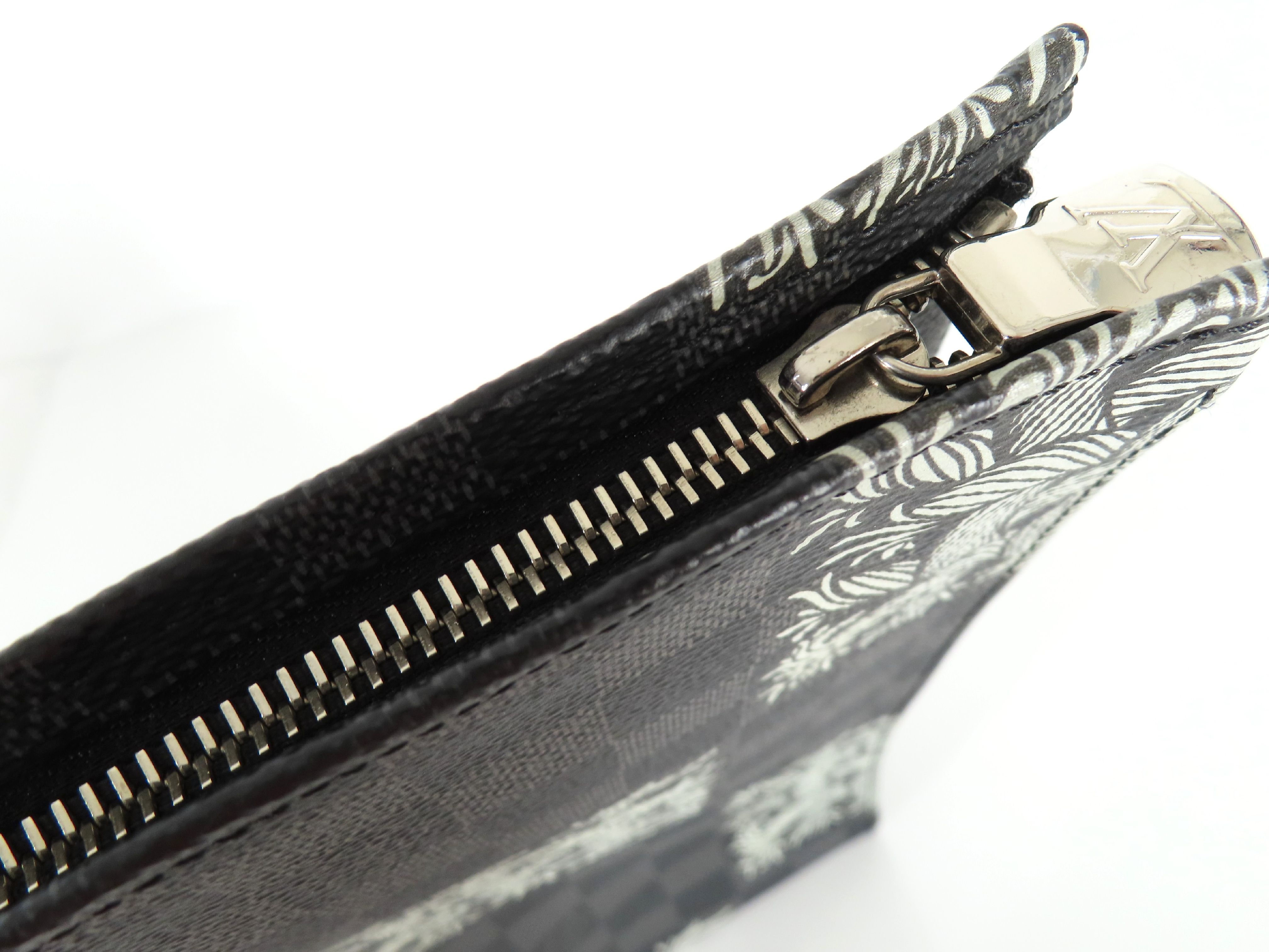 Damier Graphite x Christopher Nemeth Damier Graphite Pochette Voyage N61234 DU3105 Black x White Clutch Bag — view 5