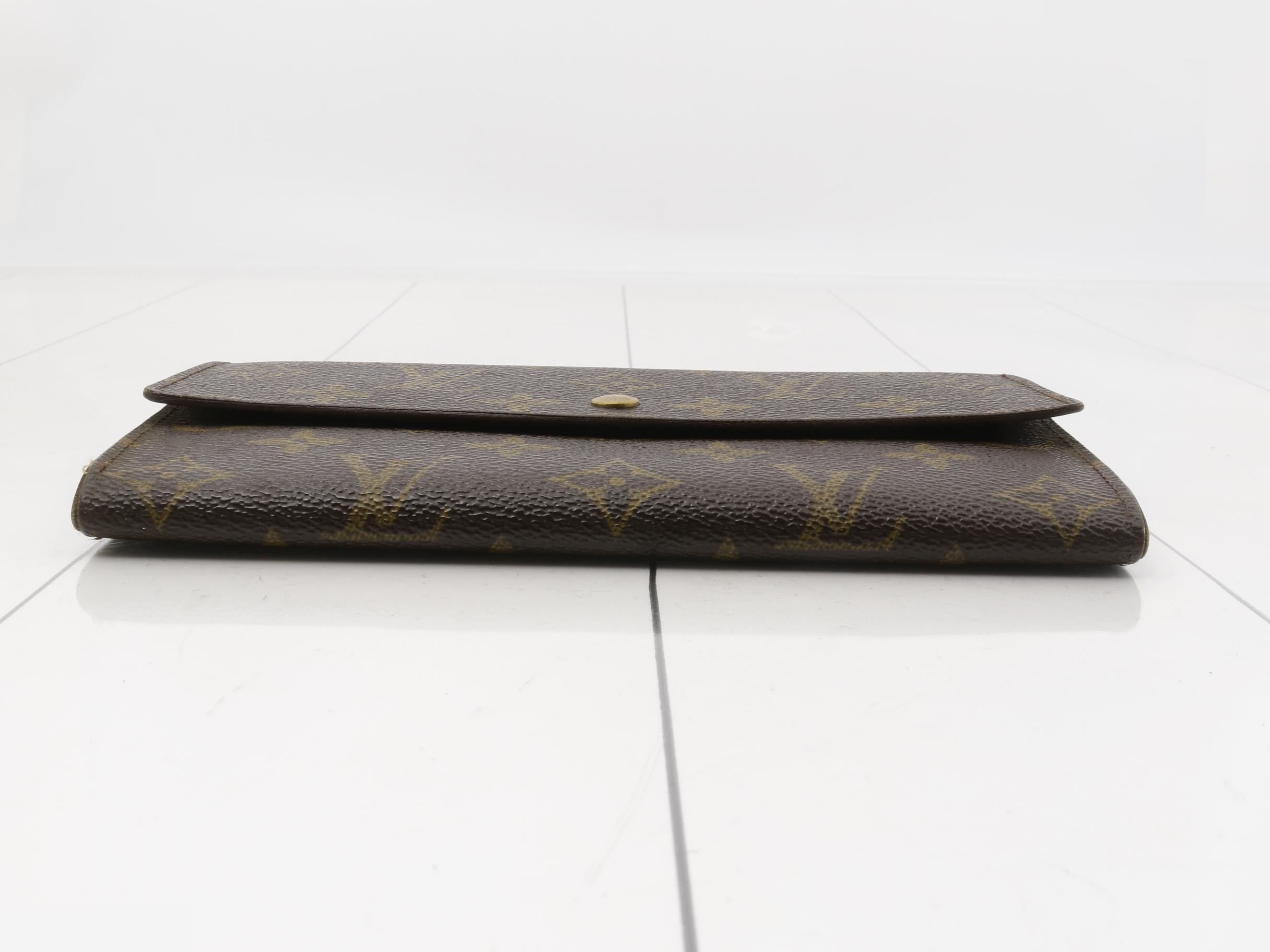 M61215 Porte Tresor International Tri-fold Wallet Monogram — view 3