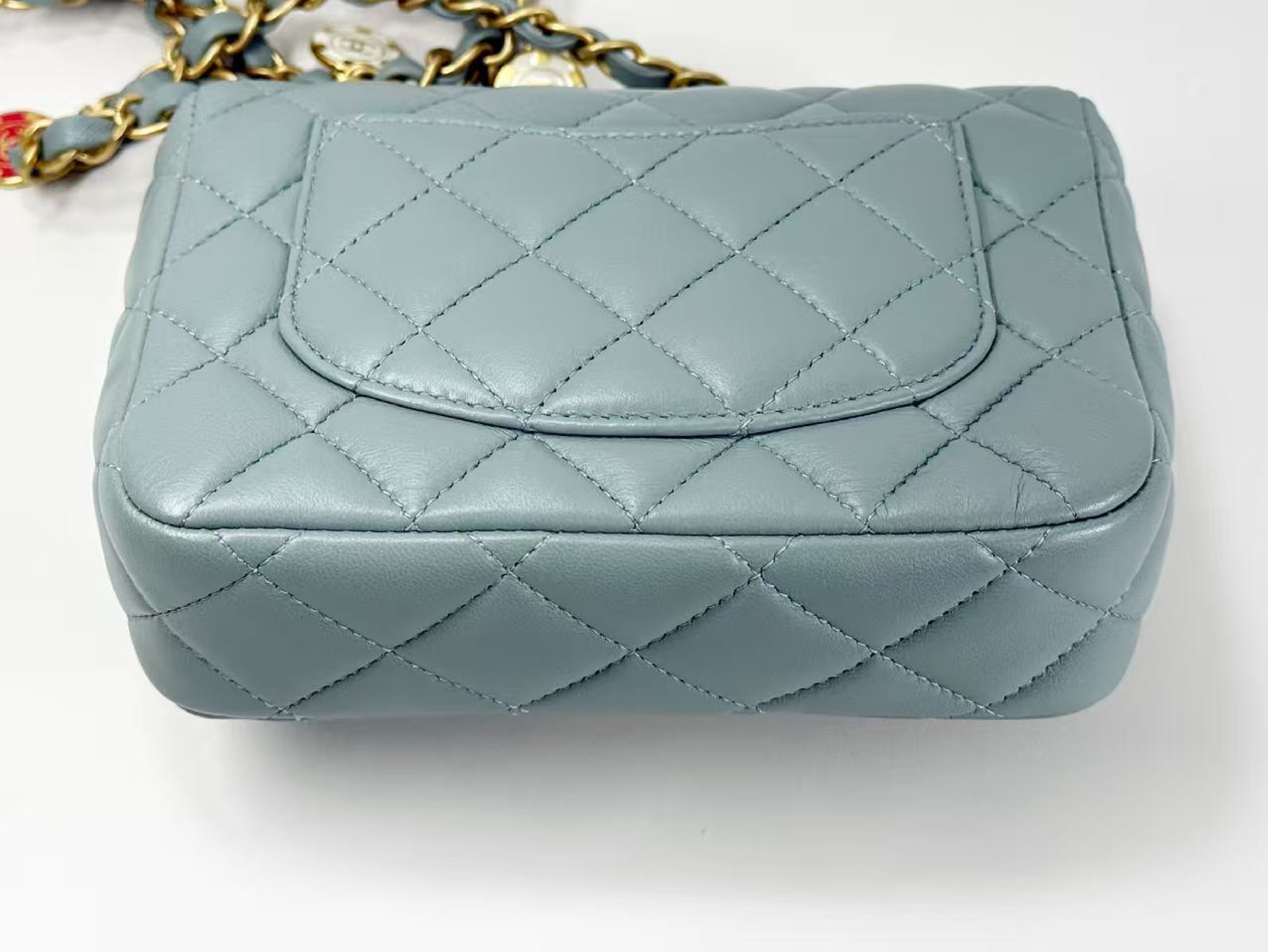 Mini Mattress Coco Coin Charm, Smoky Blue, W16/H13/D4cm (approx.), with dust bag and serial number plate. Vintage gold hardware. Shoulder bag. J9L52X12. — view 11