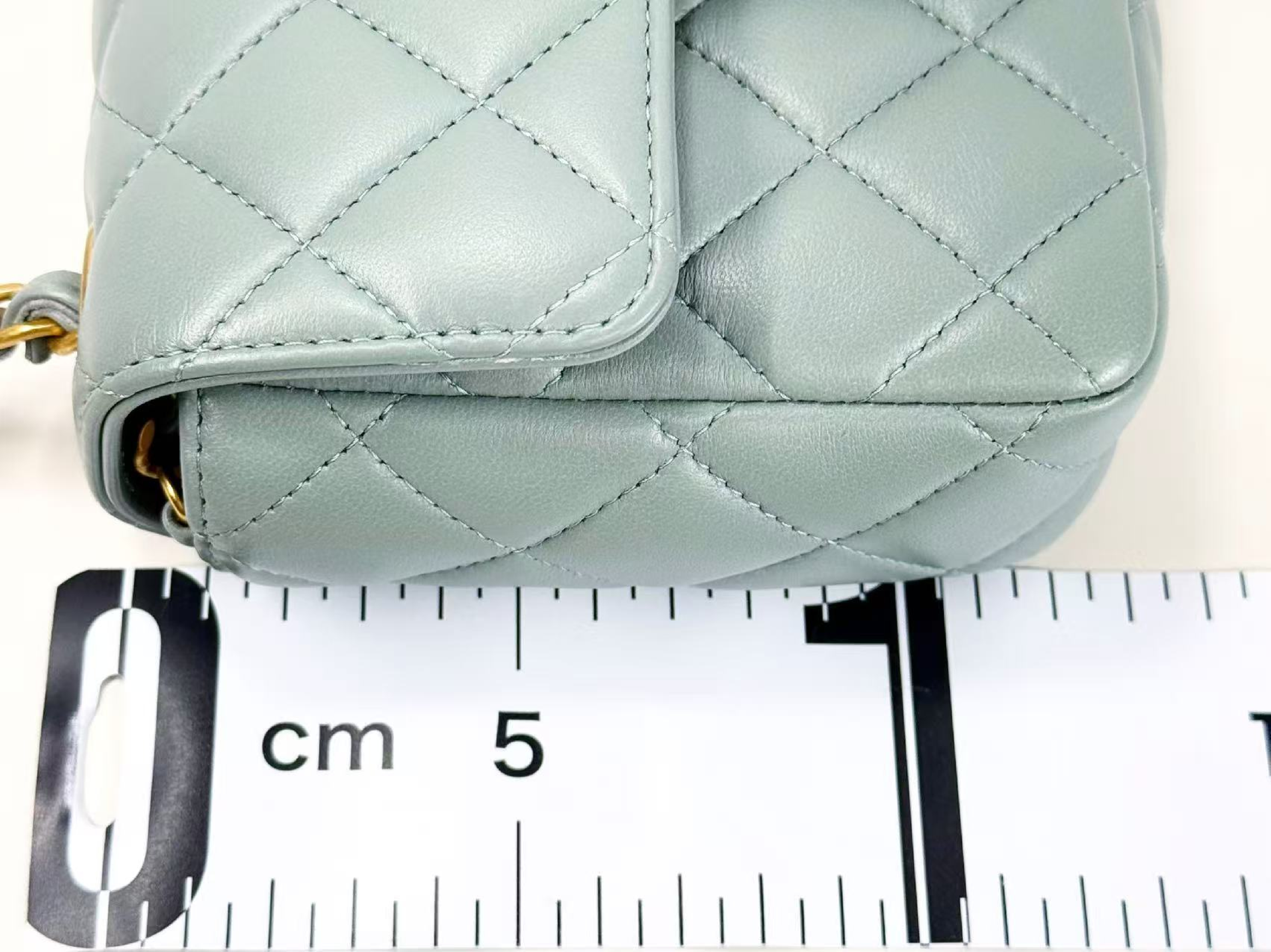 Mini Mattress Coco Coin Charm, Smoky Blue, W16/H13/D4cm (approx.), with dust bag and serial number plate. Vintage gold hardware. Shoulder bag. J9L52X12. — view 5