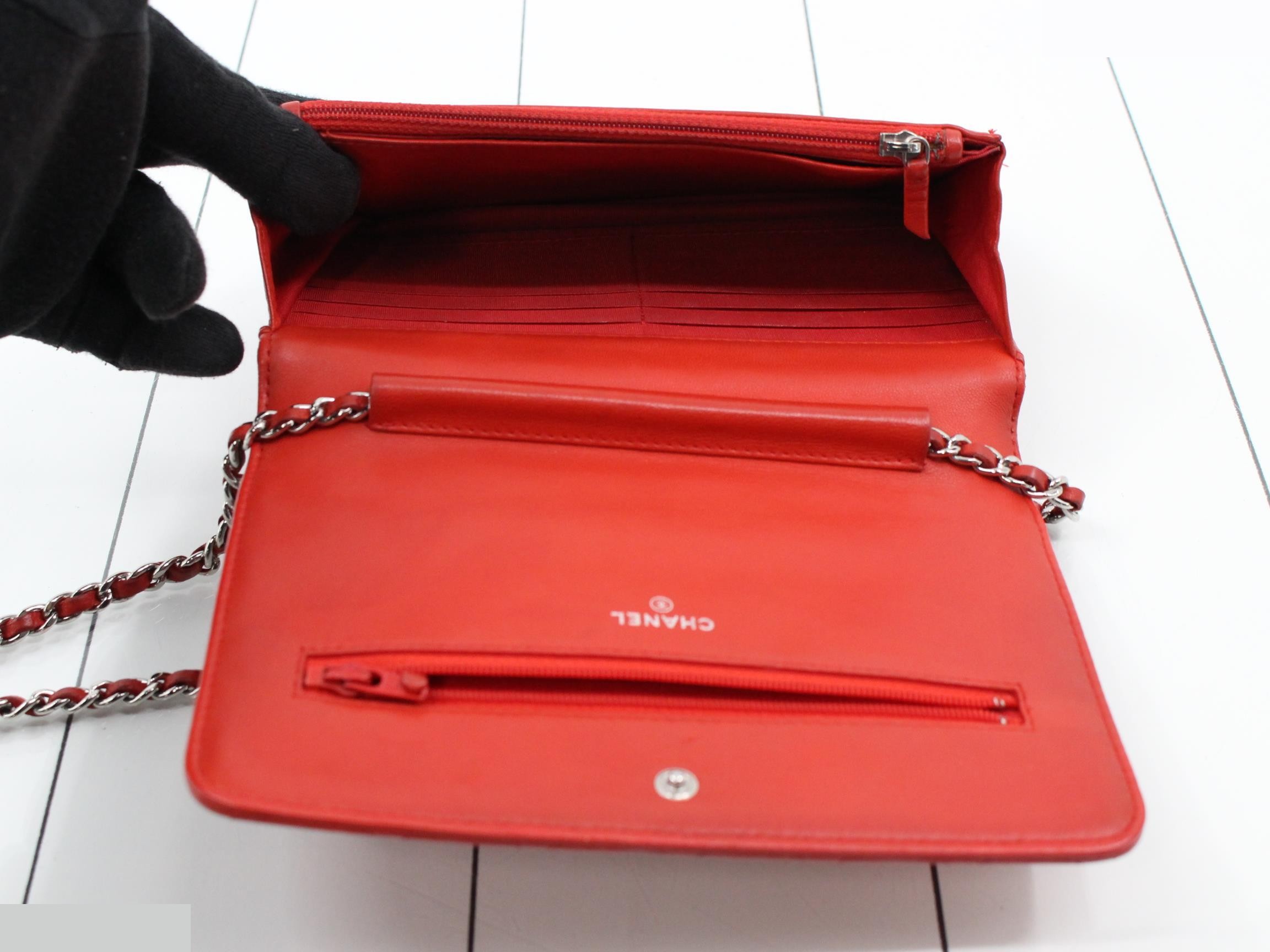Matelassé chain wallet, Matelassé Coco Mark shoulder bag — view 4