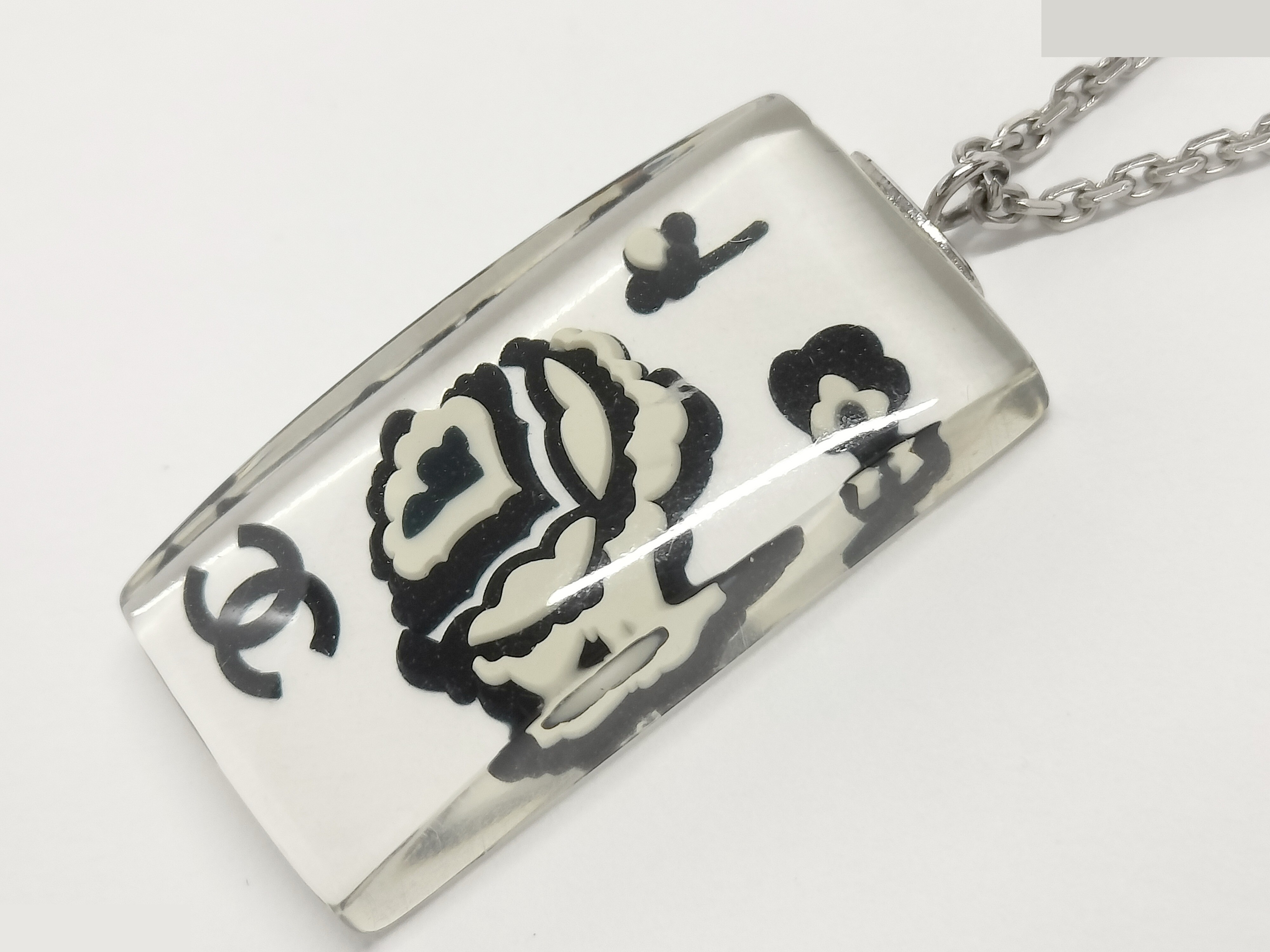 Coco Camellia Plastic Silver Necklace, Chain approx. 46cm — view 4