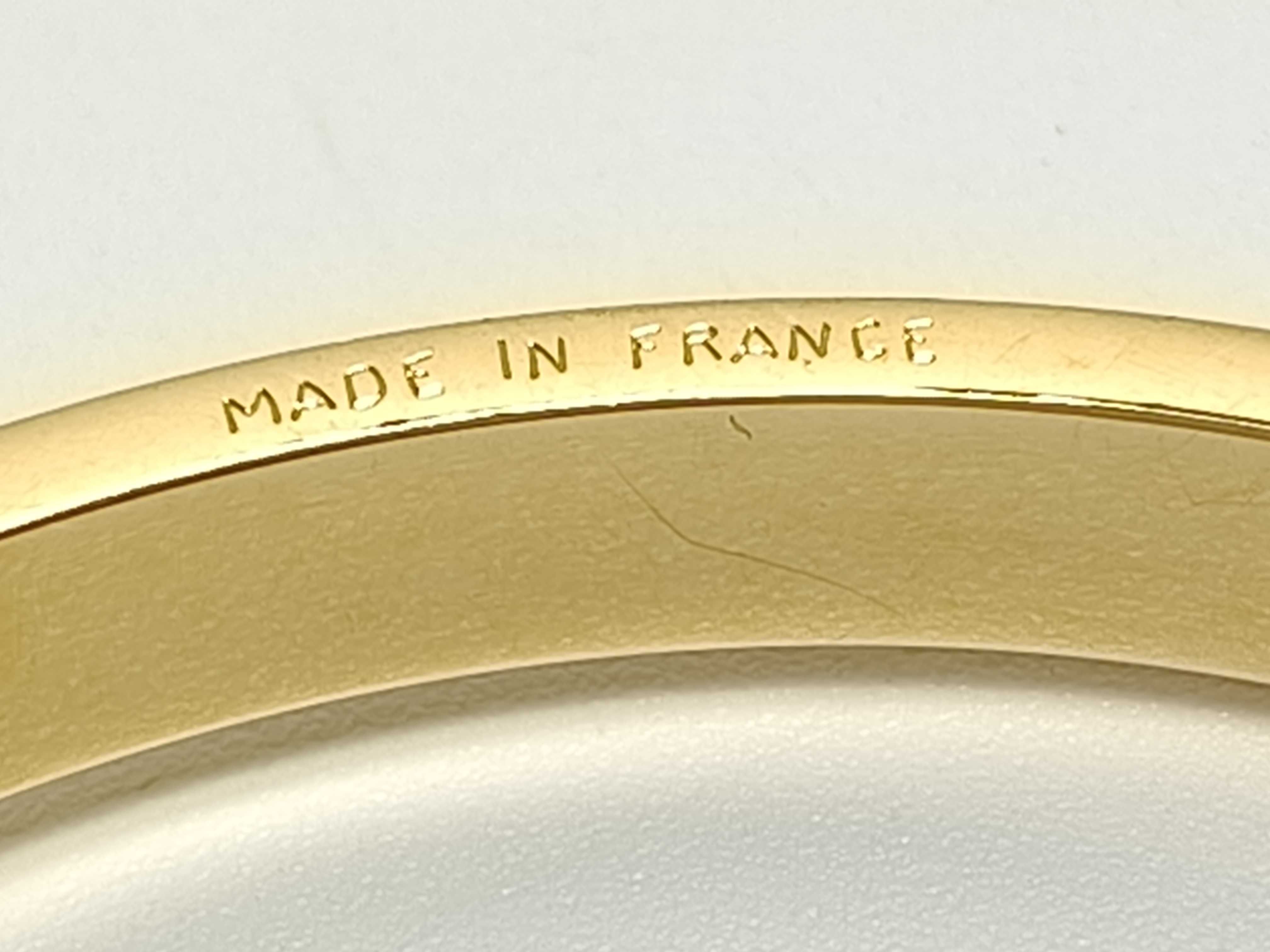 Belt Motif Jumping Bangle Bracelet Gold Bracelet/Bangle — view 4