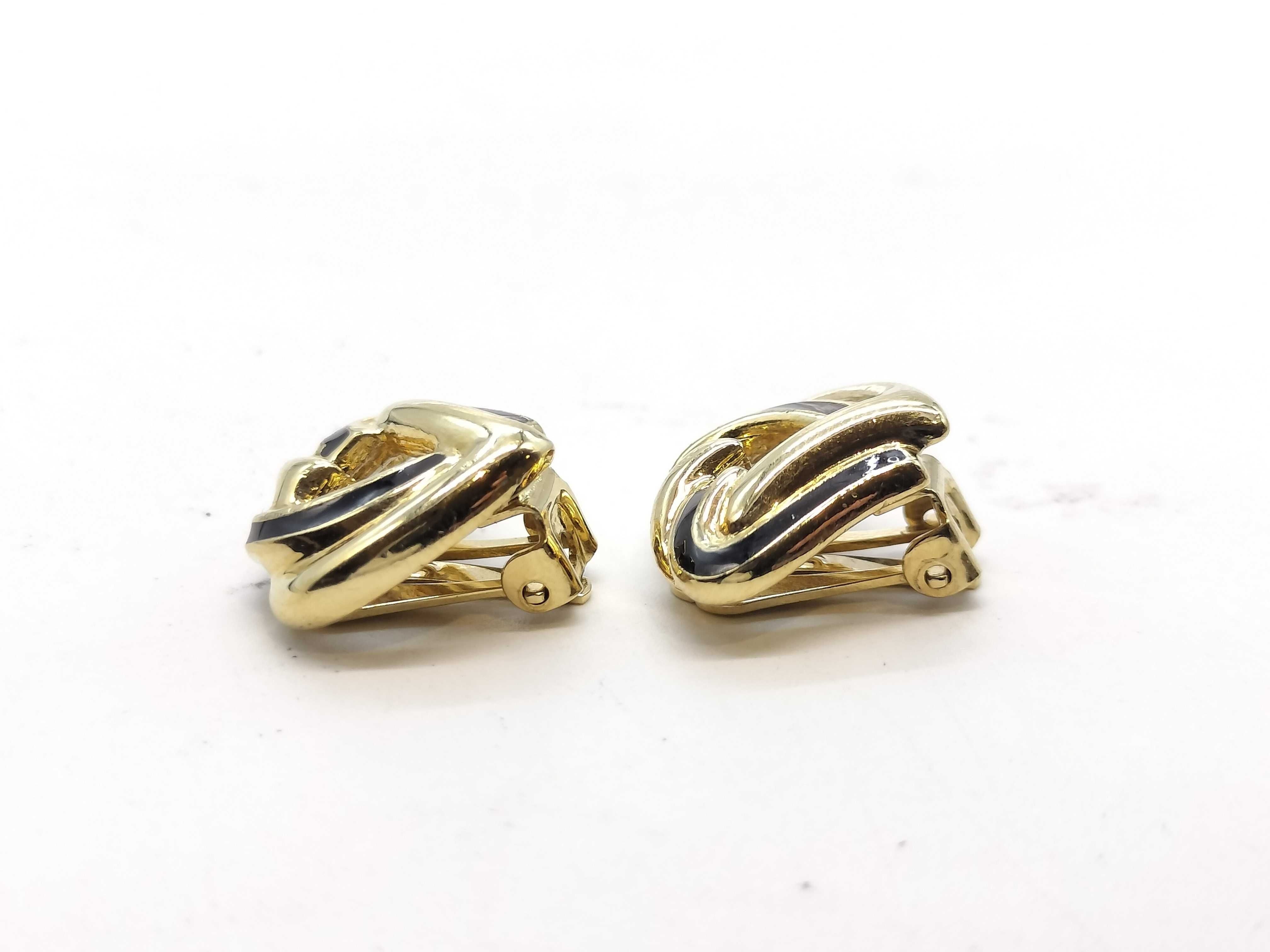 earrings (2 pairs) — view 3