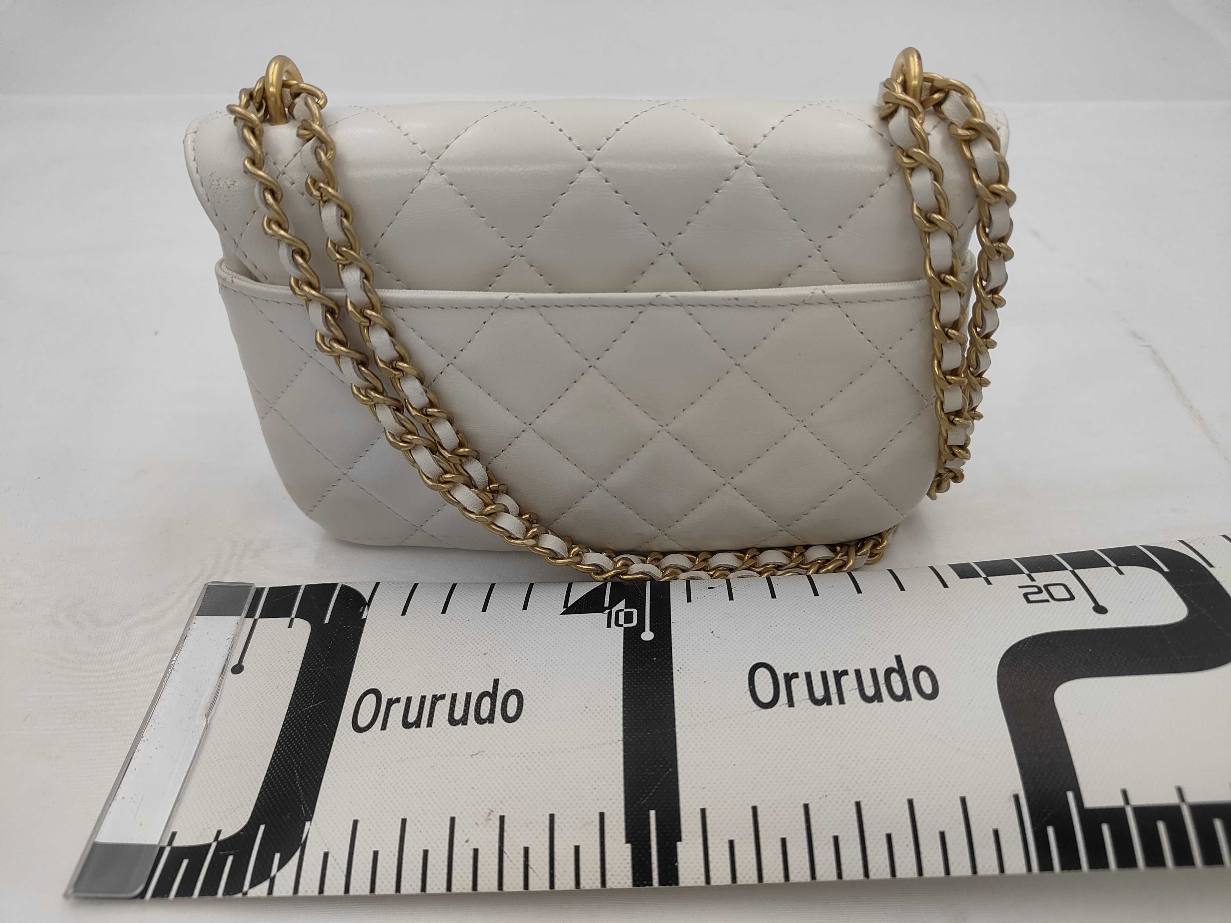 Matelassé Chain Shoulder Bag, Calfskin, White, Silver Hardware, L13CH2LE — view 3
