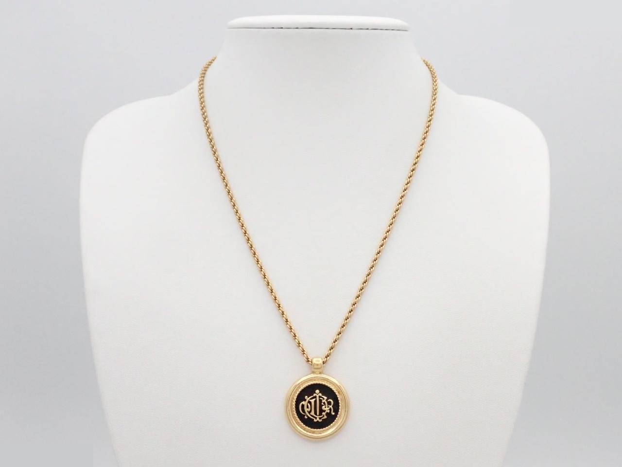necklace with logo, chain approximately 42cm long. — view 3