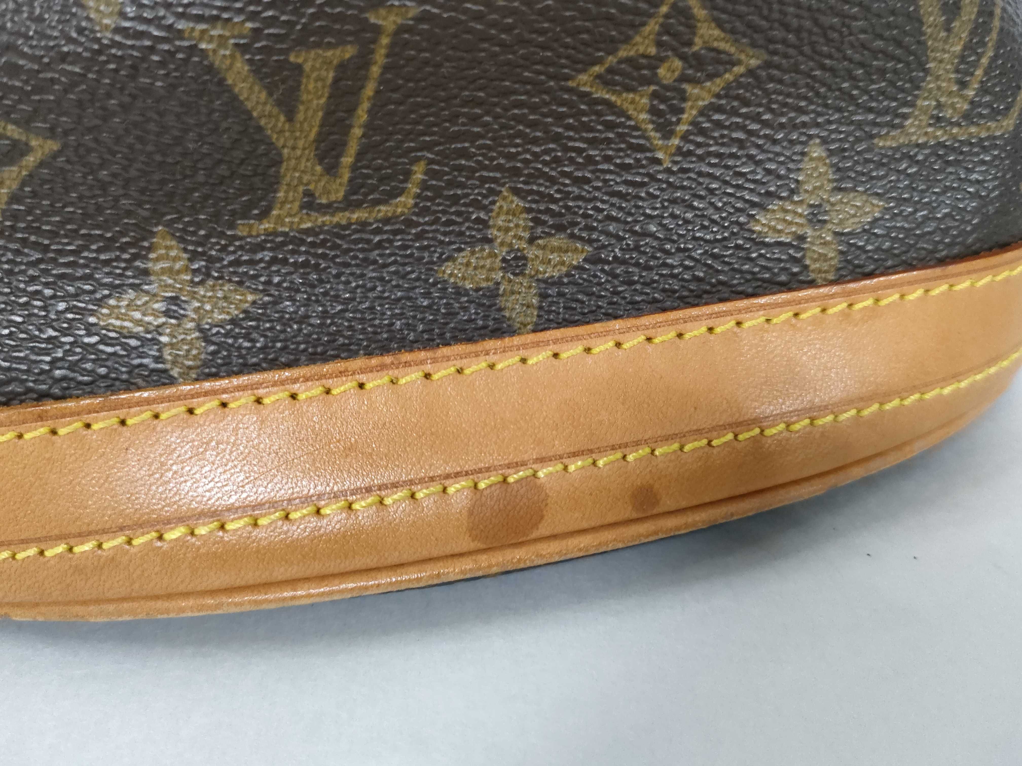 Monogram Louis Vuitton M42238 Monogram Bucket PM Tote Bag Handbag (VO8527) Handbag — view 14