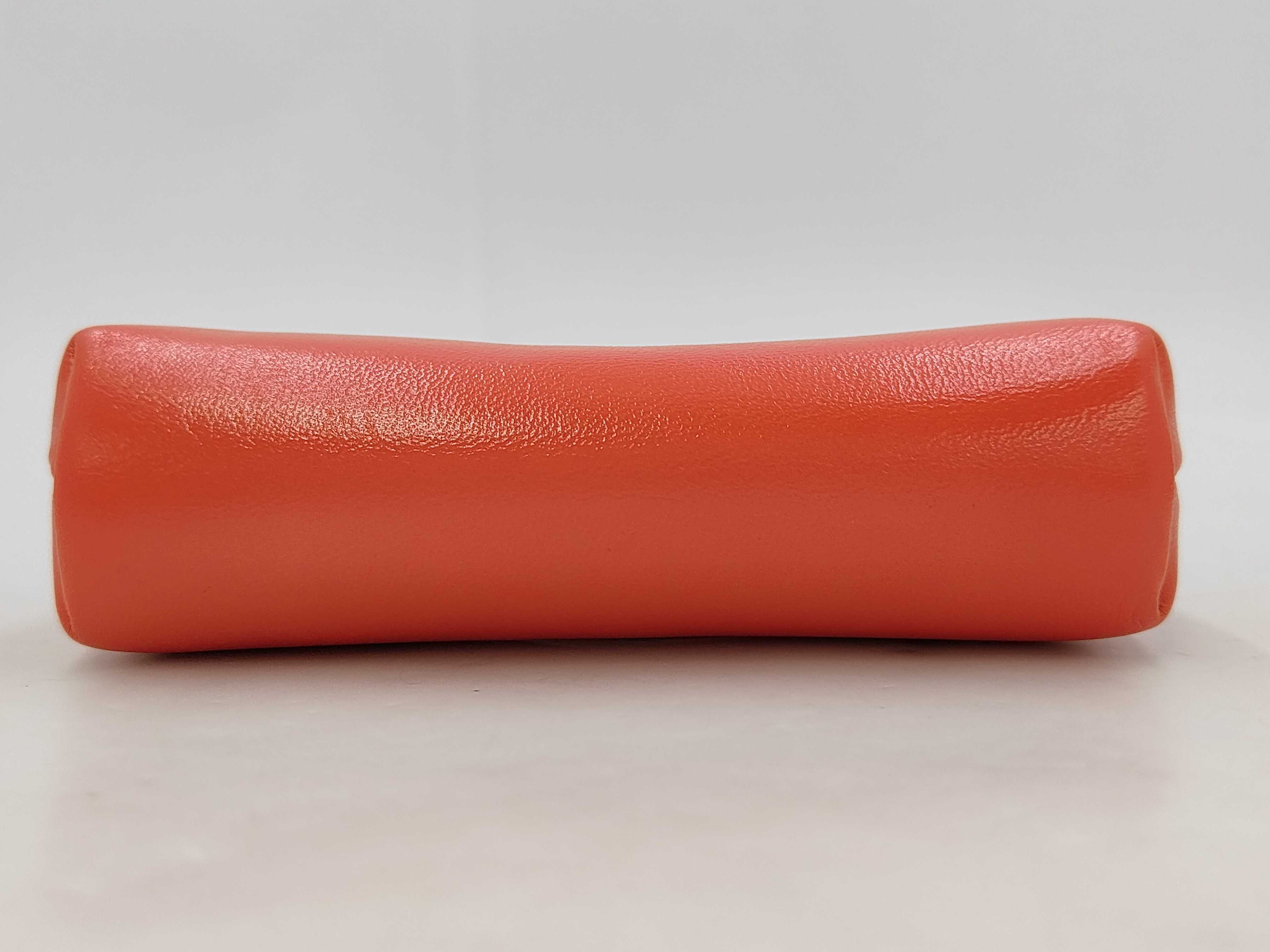 Matelassé Chain Clutch Shoulder Bag — view 3