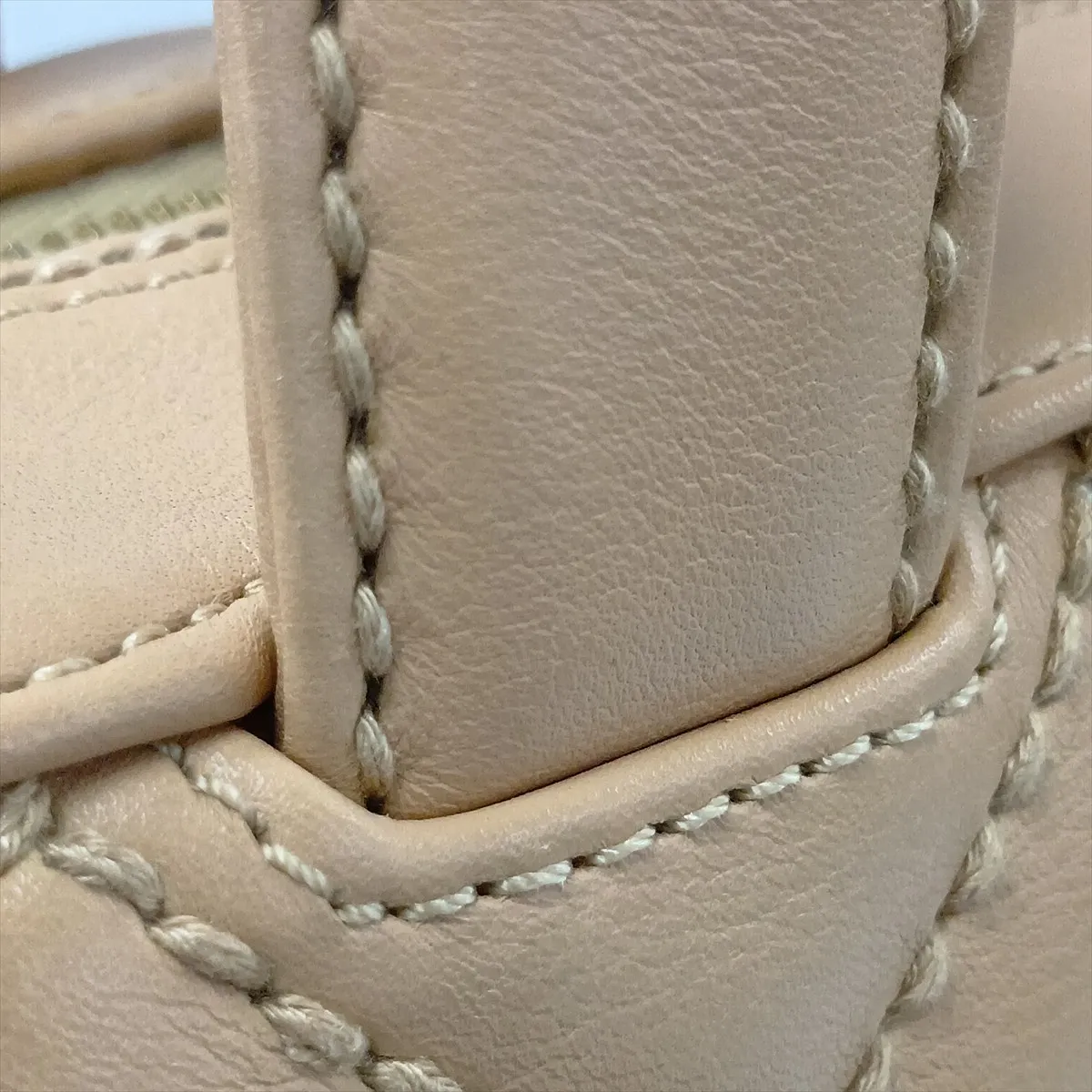 Wild Stitch Lambskin Handbag Bowling Bag Beige Gold Hardware 7726435 Series 7 — view 15
