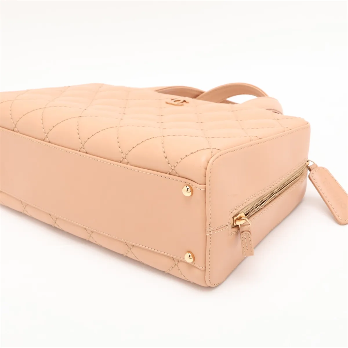 Wild Stitch Lambskin Handbag Bowling Bag Beige Gold Hardware 7726435 Series 7 — view 3