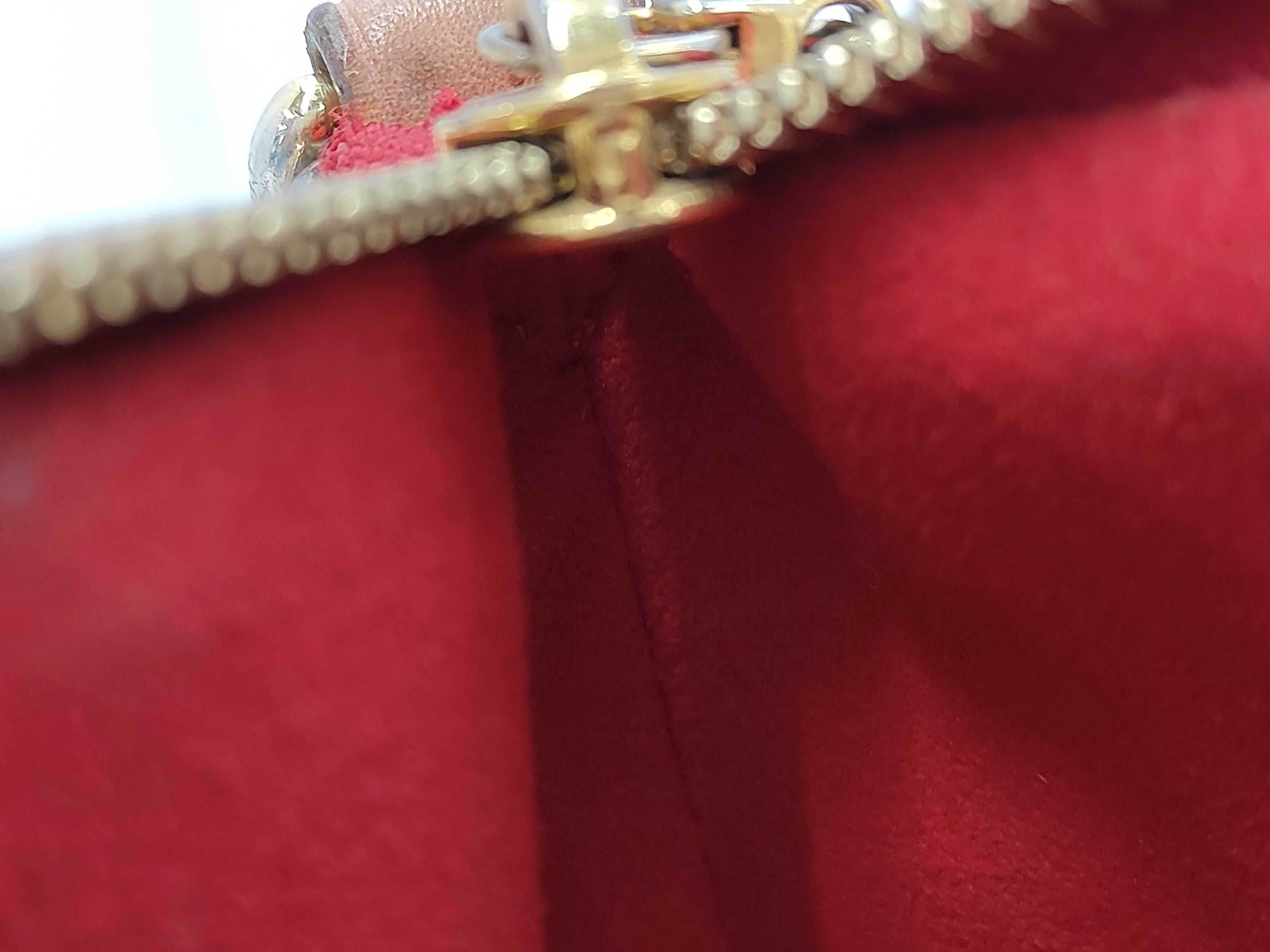 Monogram M43966 Monogram V Tote Handbag — view 11