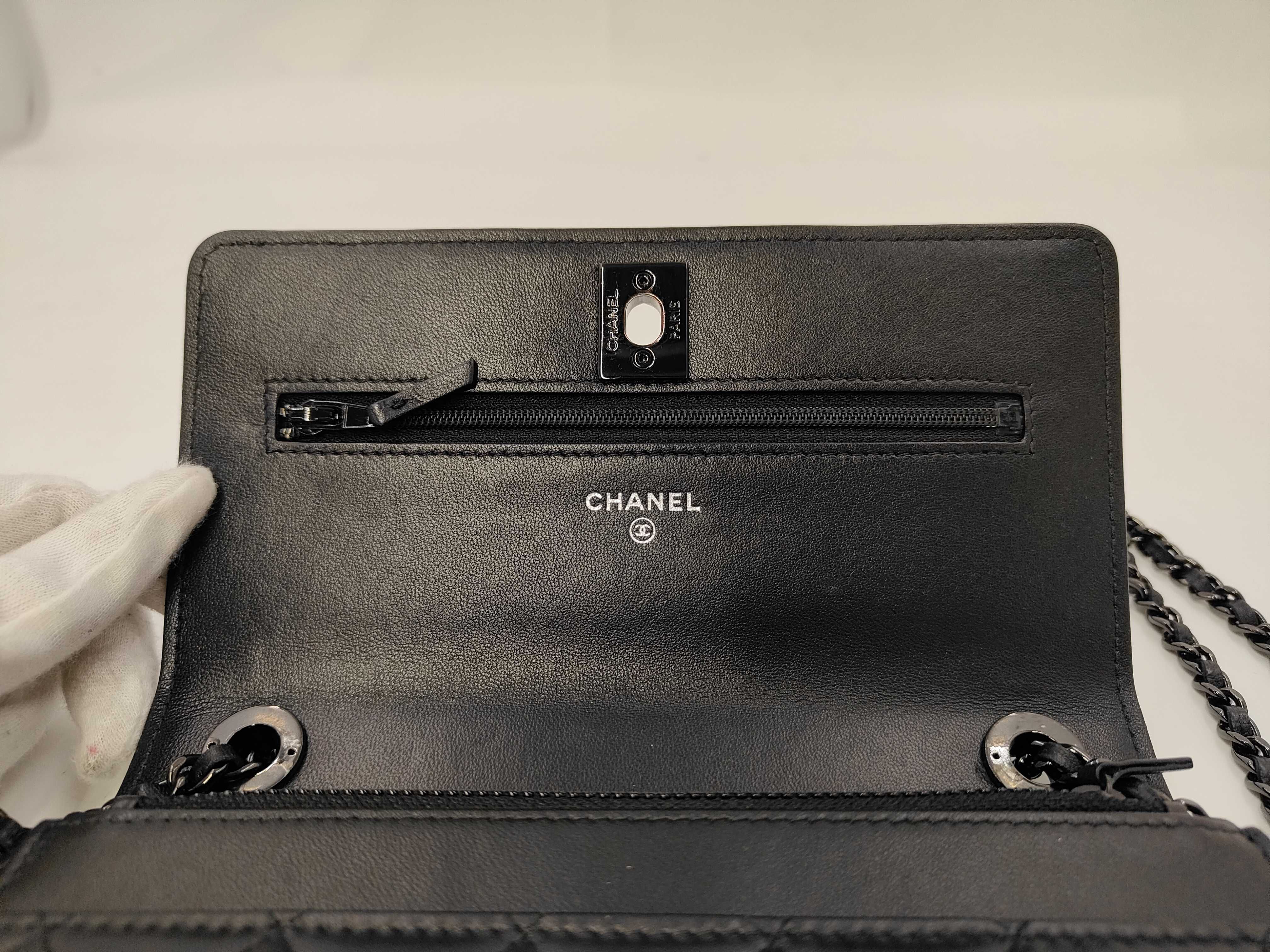 IC Chip WOC Shoulder Bag — view 7