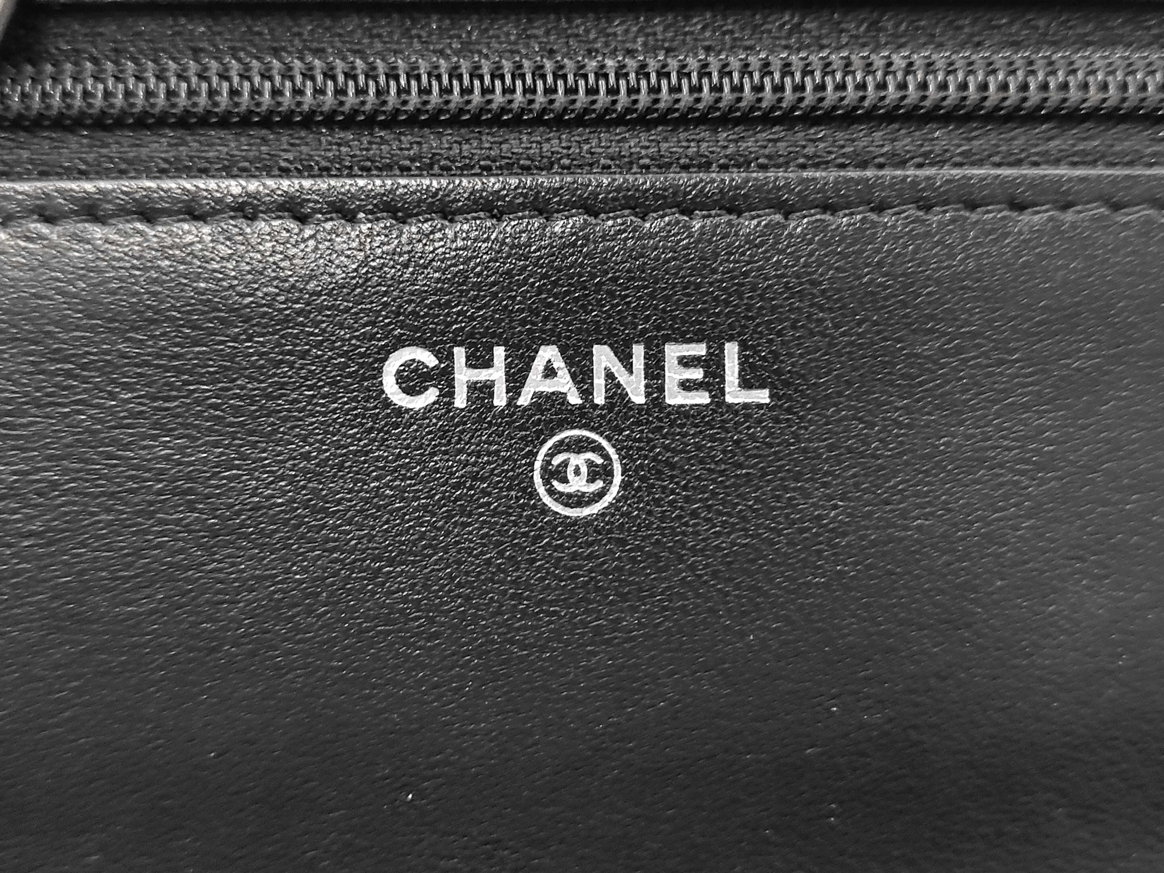 IC Chip WOC Shoulder Bag — view 10