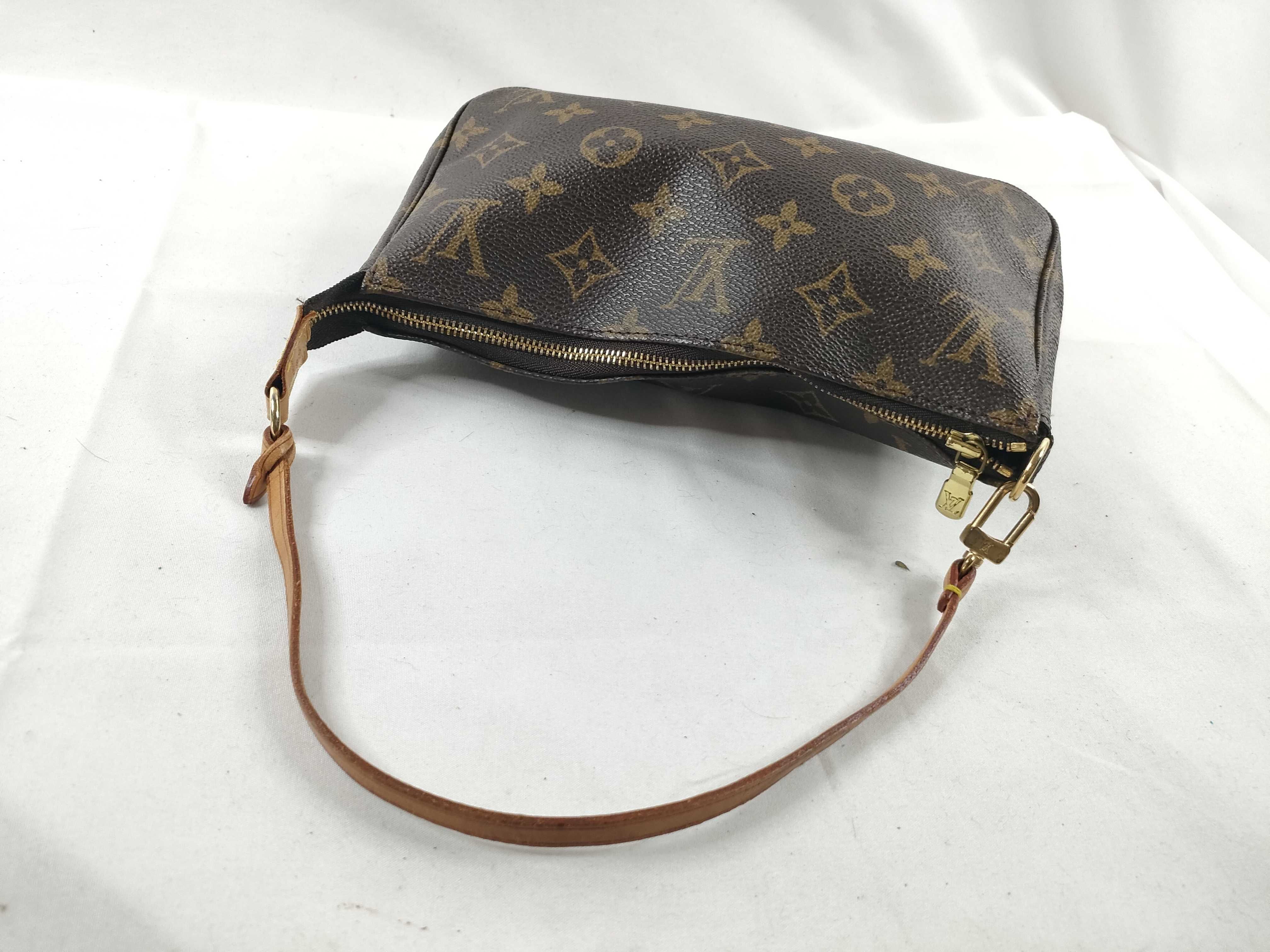Monogram Pochette Accessoires M51980 VI0989 Shoulder Bag — view 6