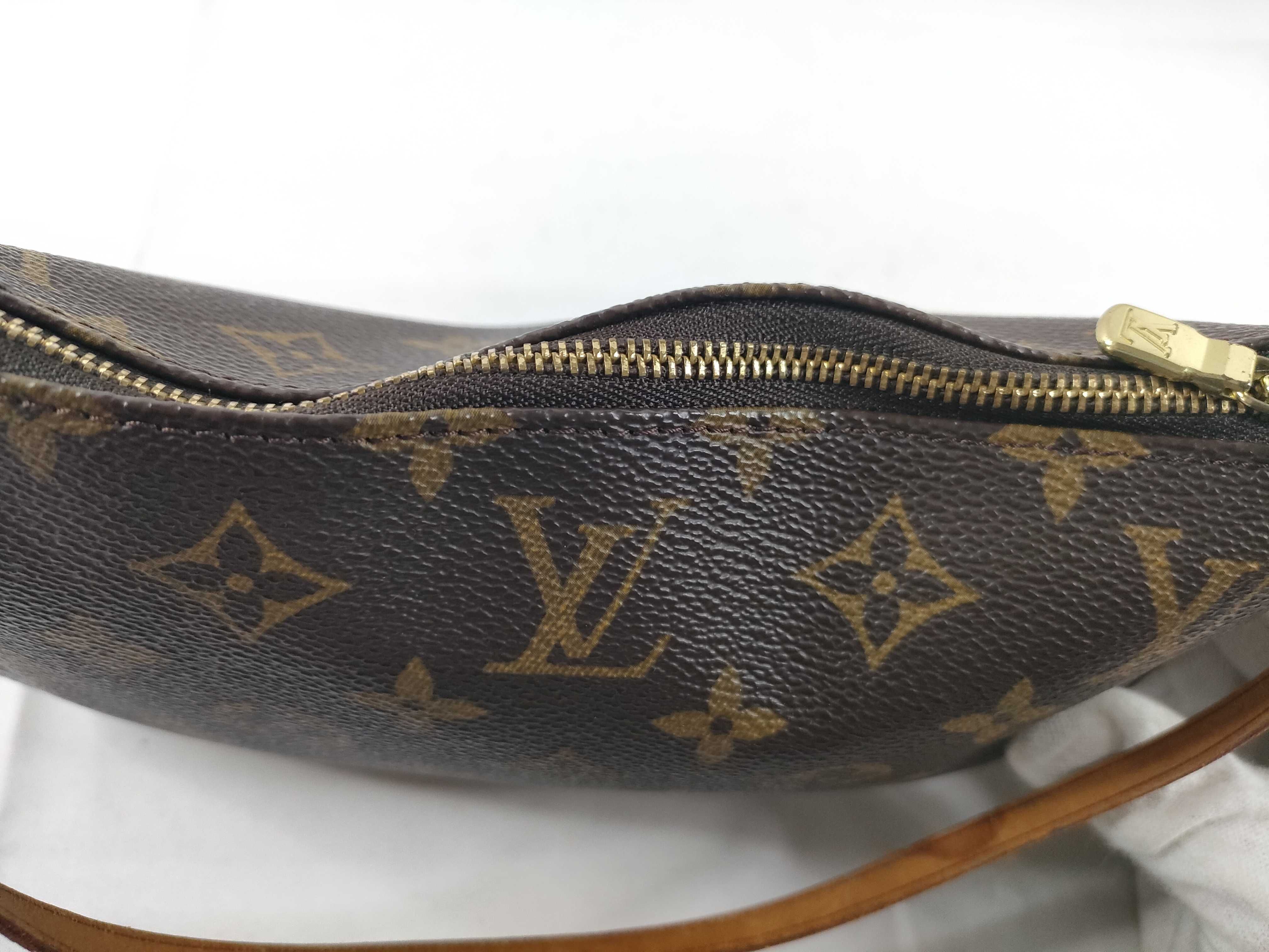 Monogram Pochette Accessoires M51980 VI0989 Shoulder Bag — view 10