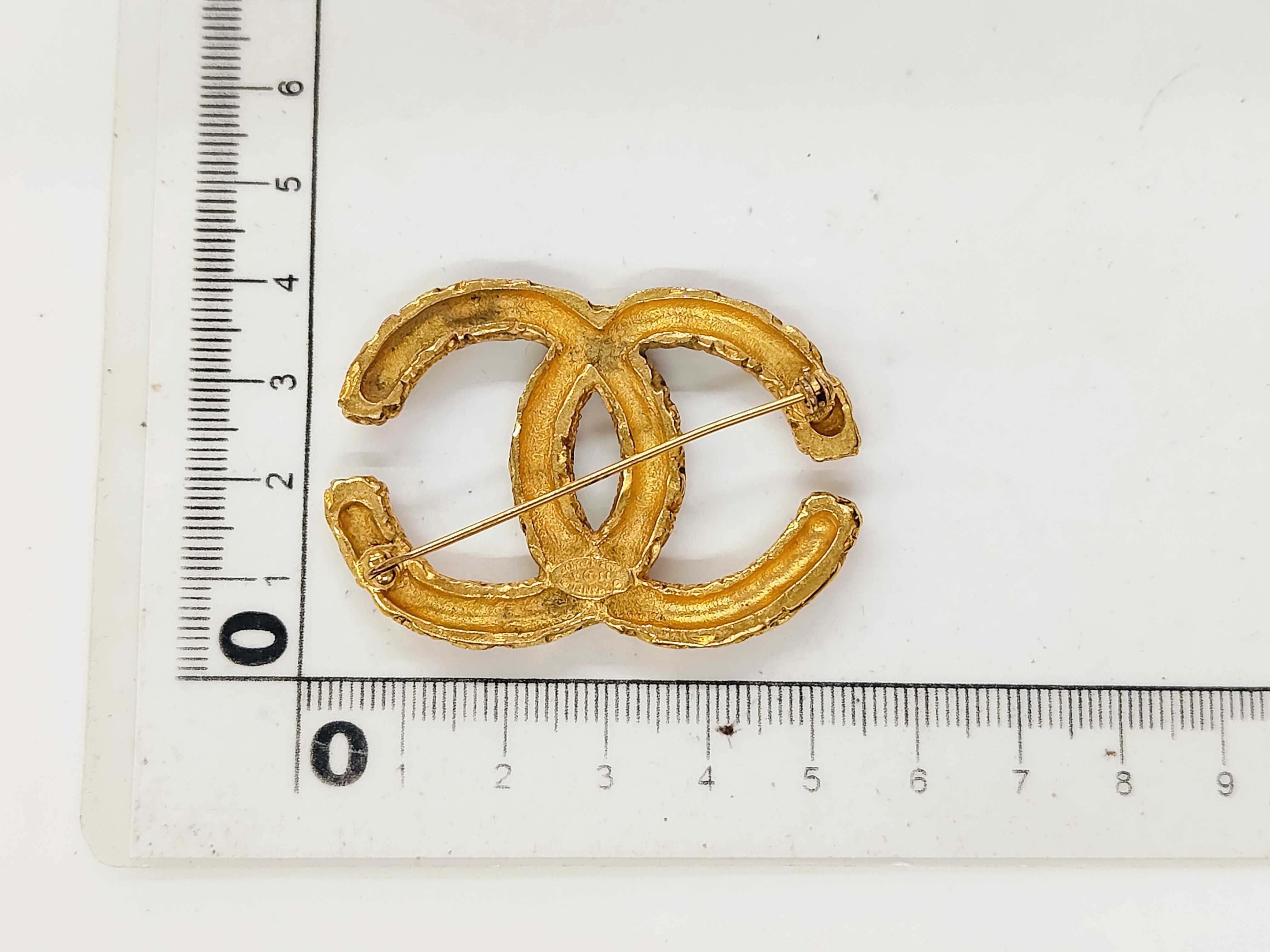 Gold Coco 03A Brooch — view 2