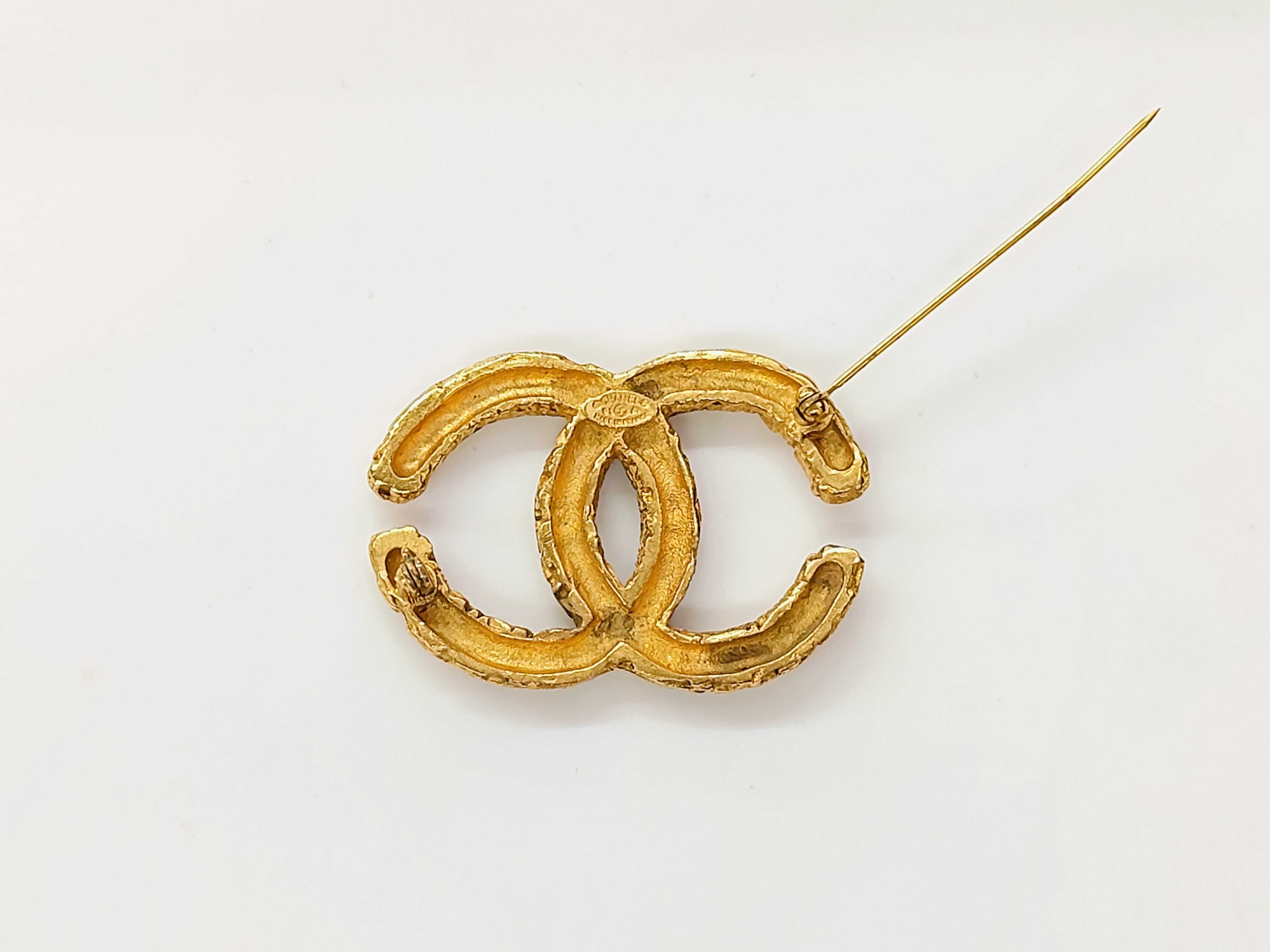 Gold Coco 03A Brooch — view 3