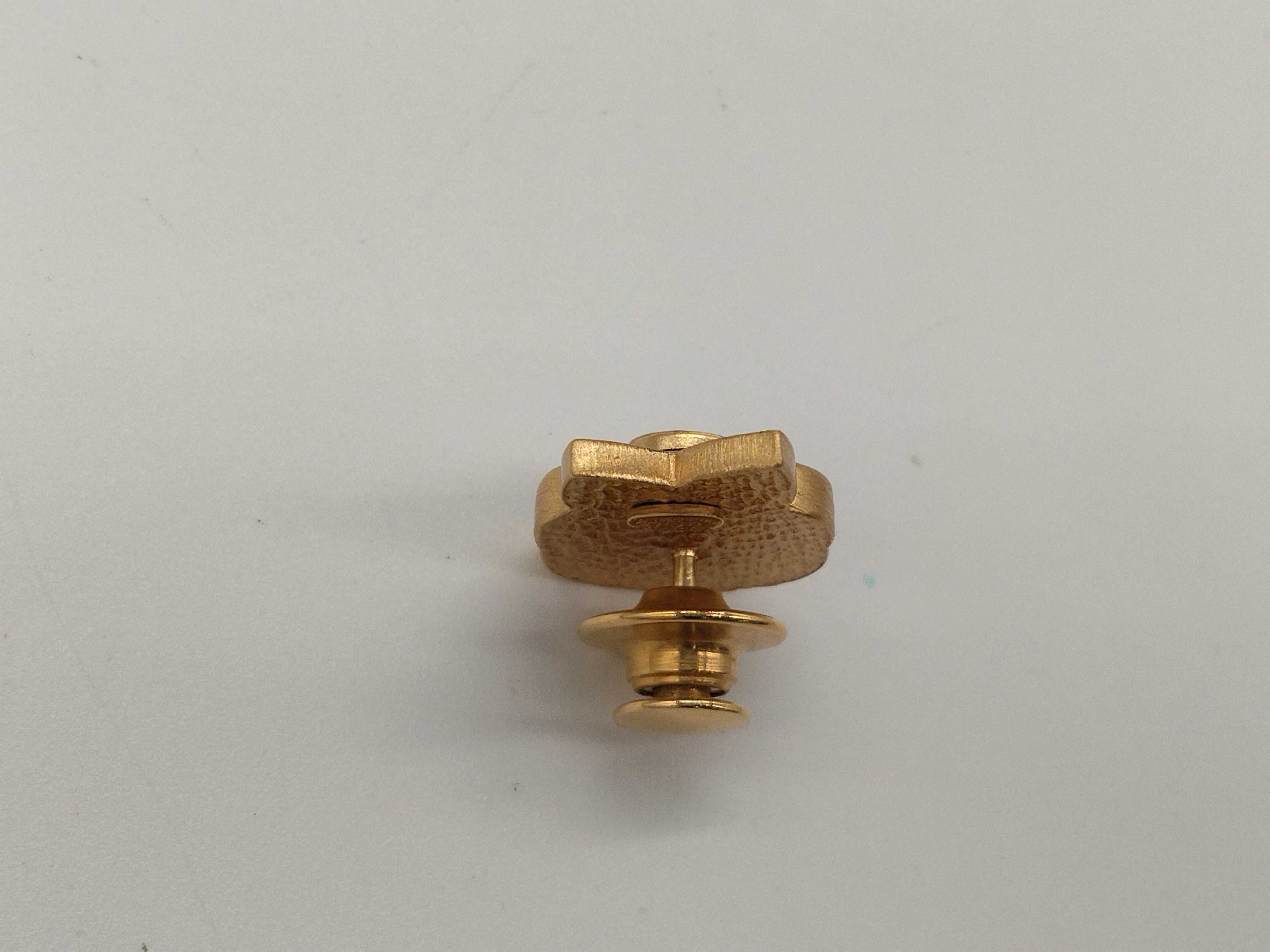 Camellia 02A Pin Brooch Camellia Brooch — view 5