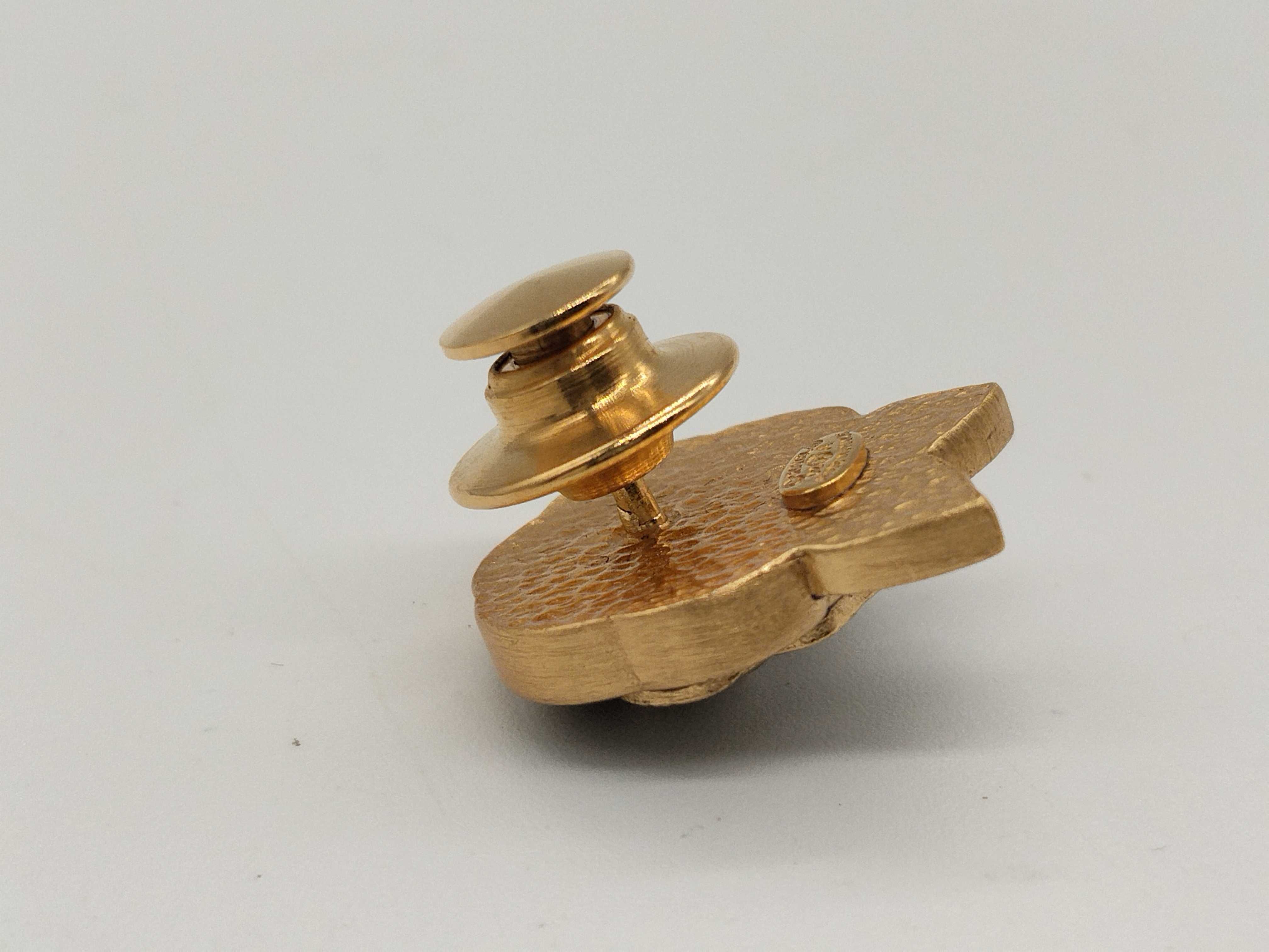 Camellia 02A Pin Brooch Camellia Brooch — view 7