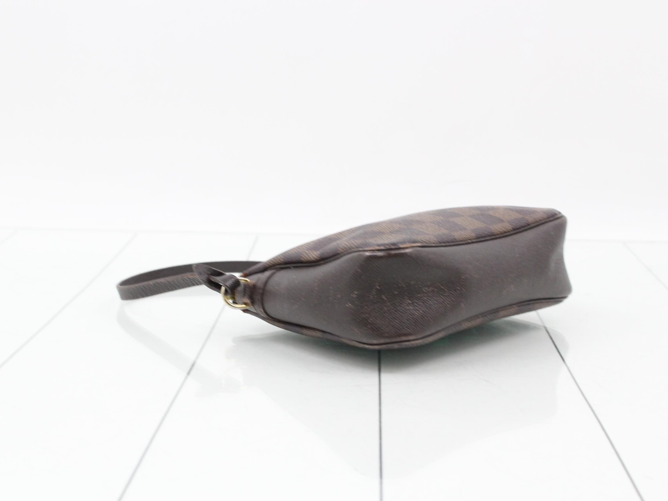Damier Trouse Makeup Handbag — view 5